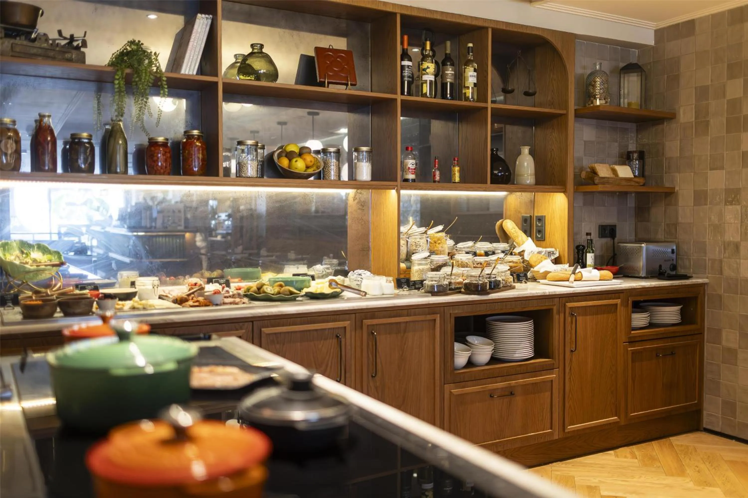 Breakfast in Via Sants Hotel Barcelona, Tapestry Collection By Hilton