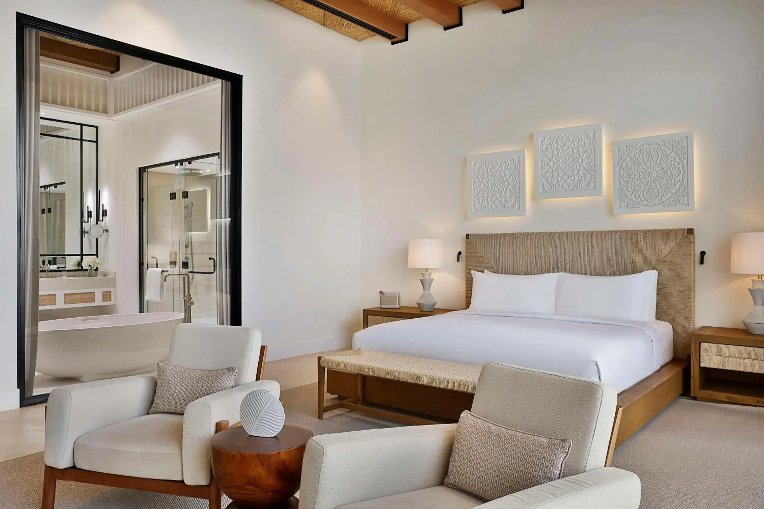 Junior King Suite with Private Pool in Maysan Doha, LXR Hotels & Resorts Junior King Suite with Private Pool in Maysan Doha, LXR Hotels & Resorts