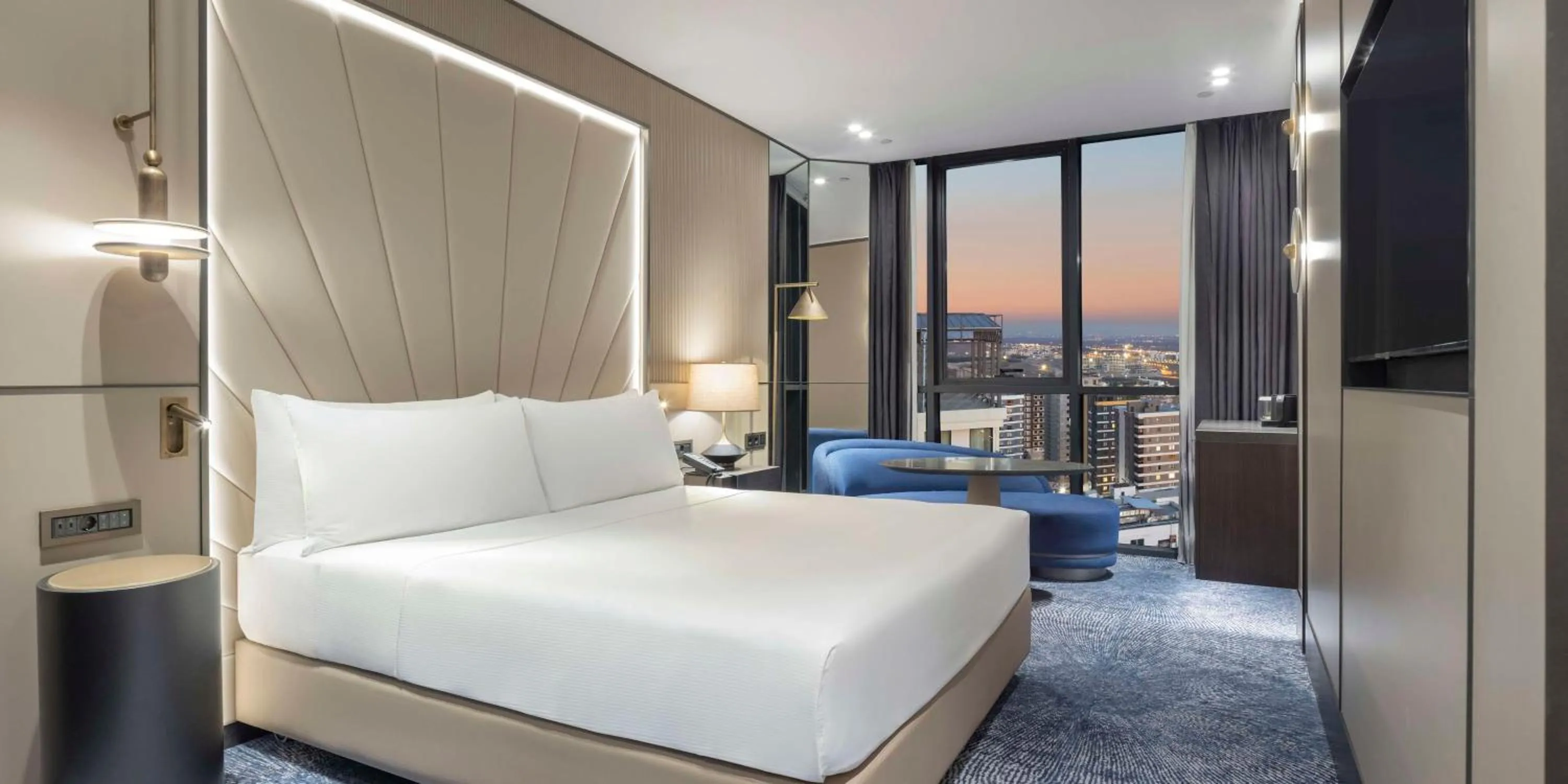 Bed in DoubleTree by Hilton Sanliurfa