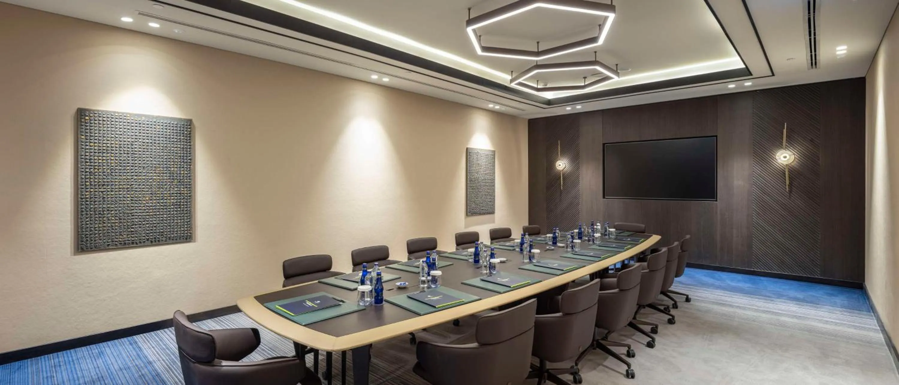 Meeting/conference room in DoubleTree by Hilton Sanliurfa