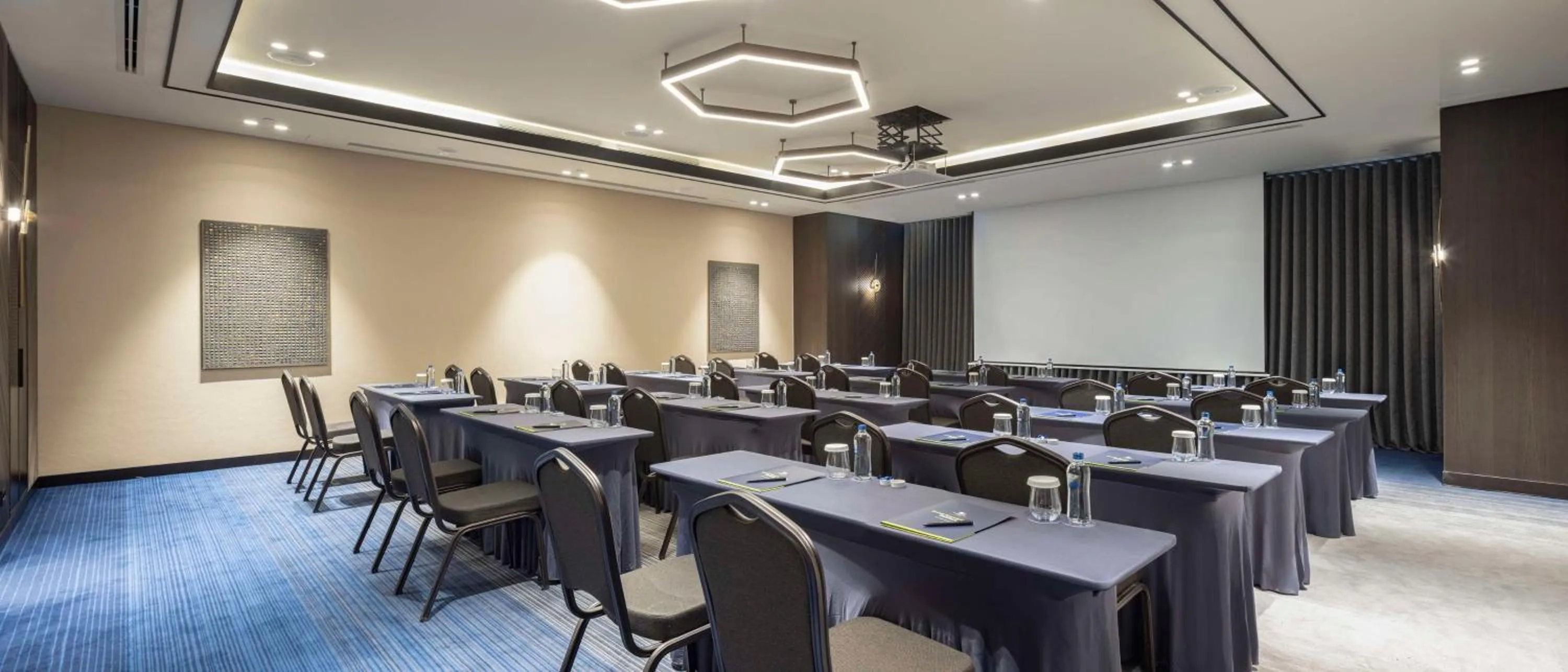Meeting/conference room in DoubleTree by Hilton Sanliurfa