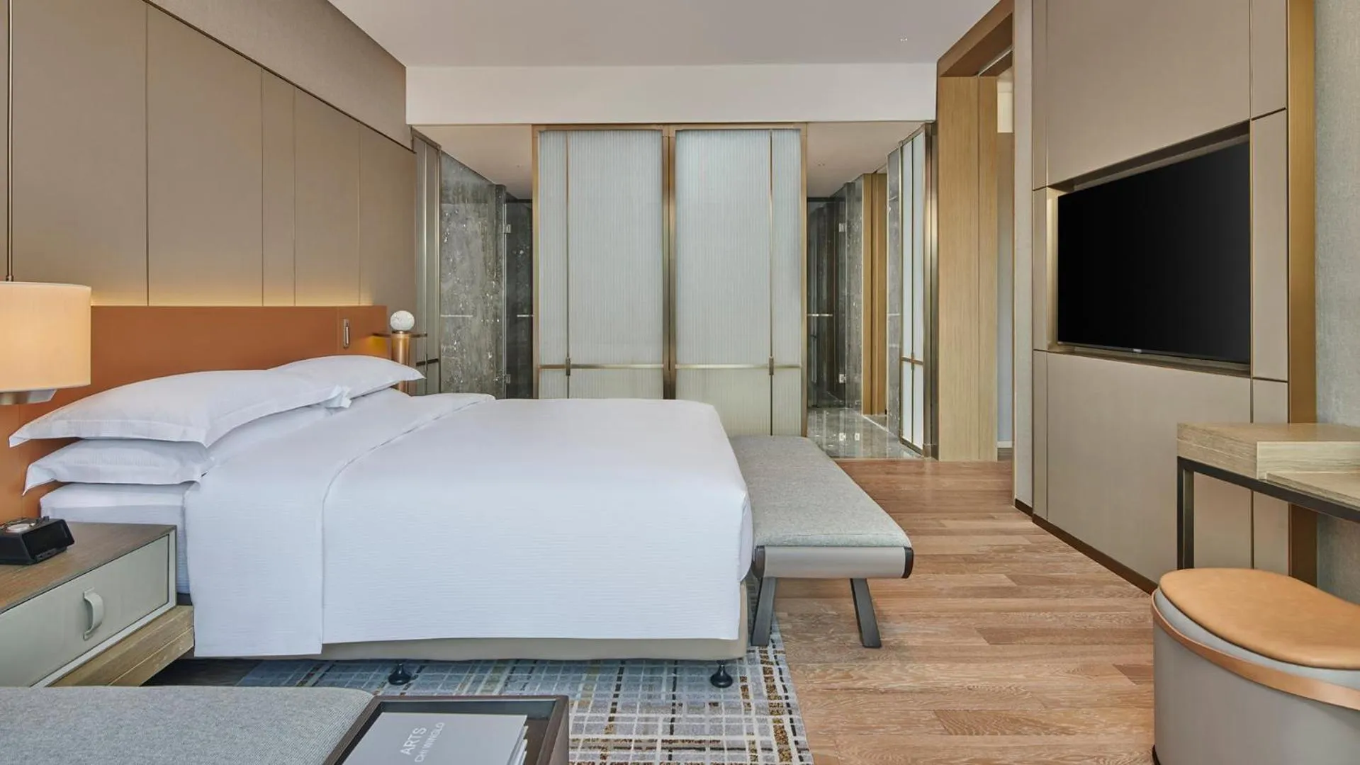 Bed in DoubleTree by Hilton Jiangxi Fuzhou