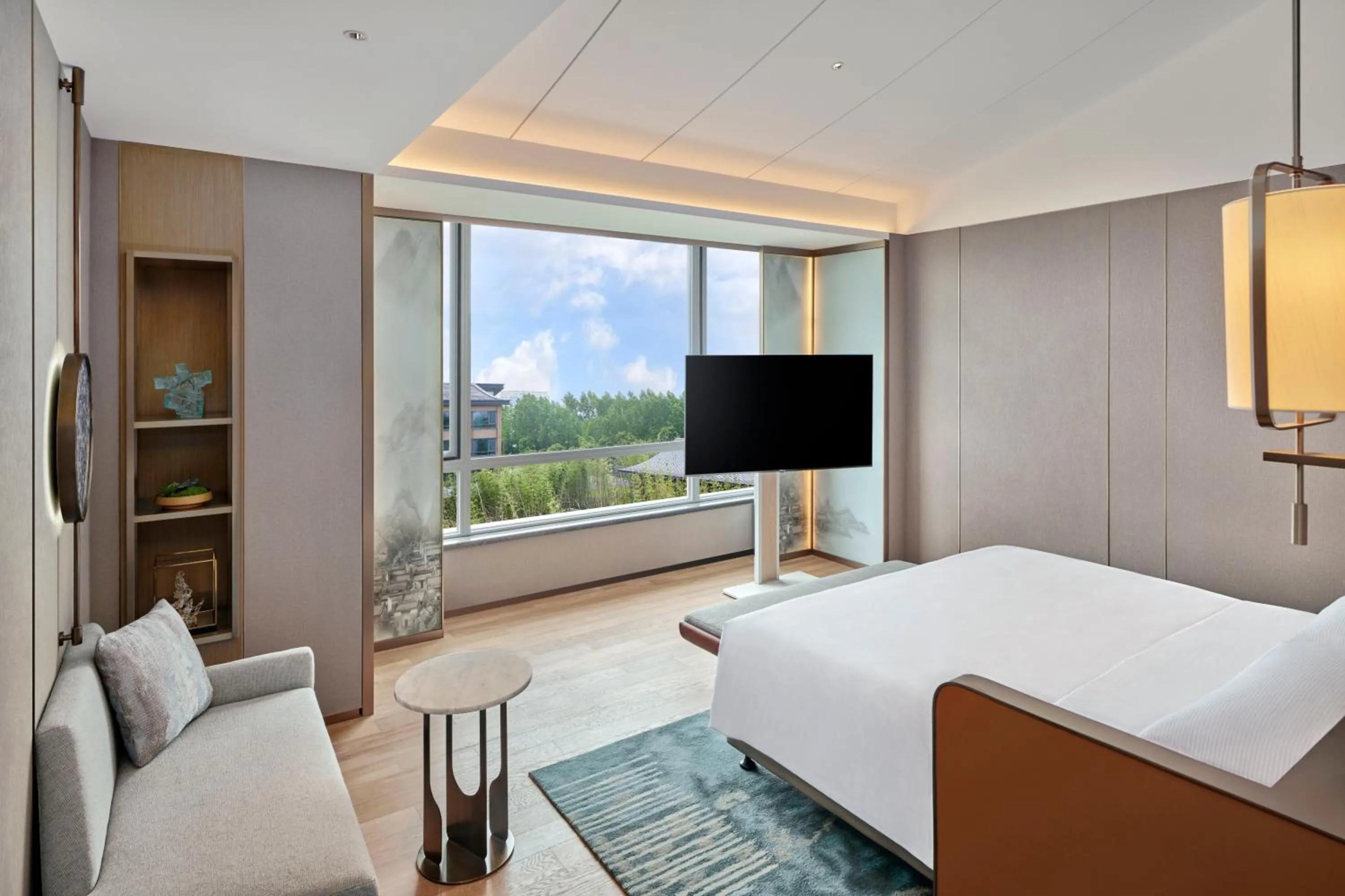 Bed in DoubleTree by Hilton Jiangxi Fuzhou