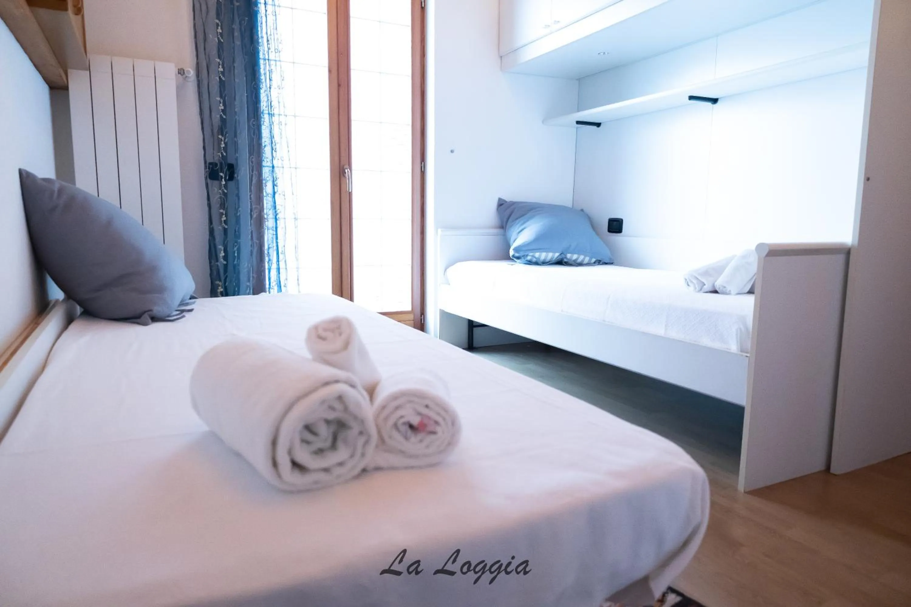 Bedroom, Bed in Appartamento nella splendida Corte - Lago Lugano