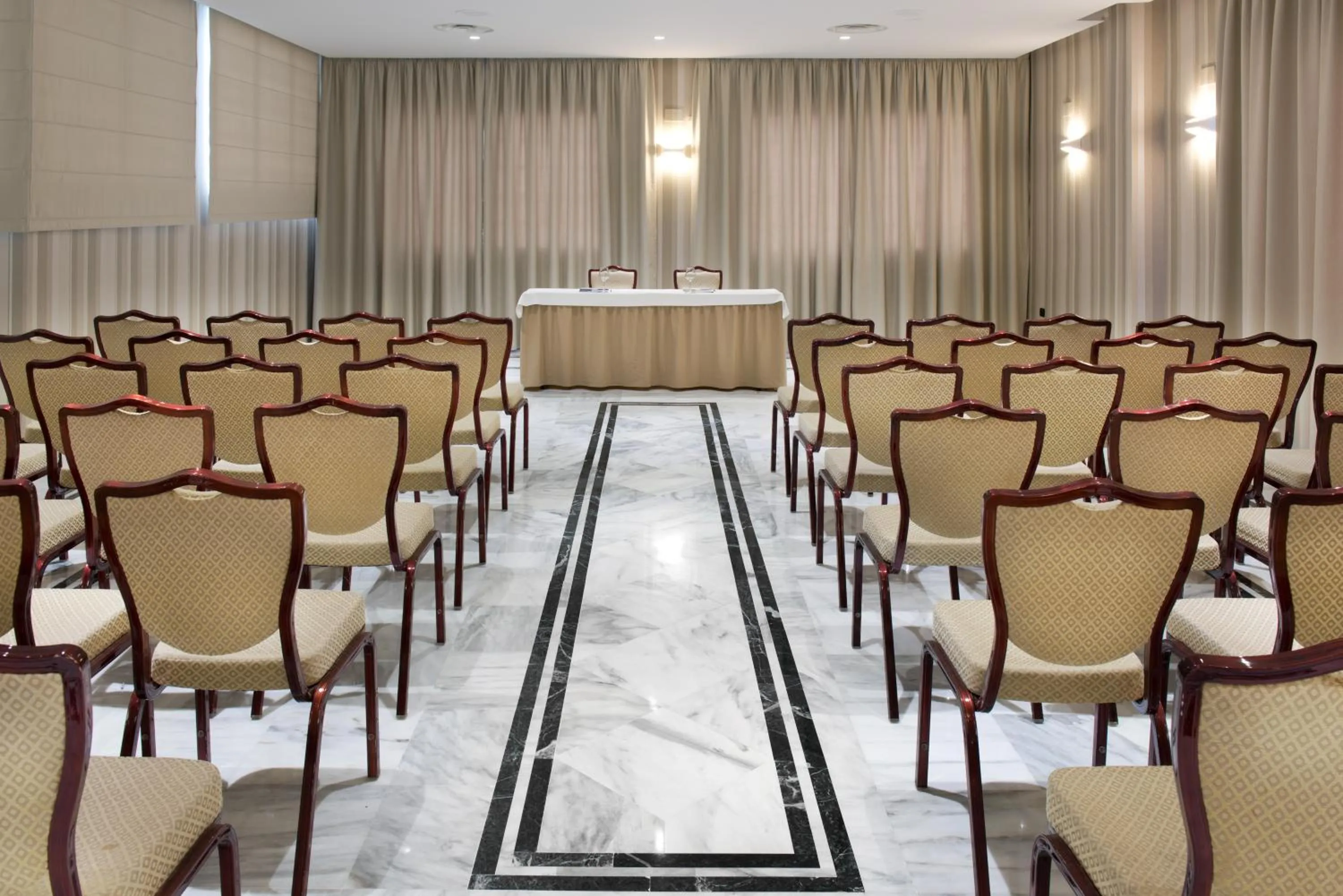 Meeting/conference room in Elba Motril Beach & Business Hotel