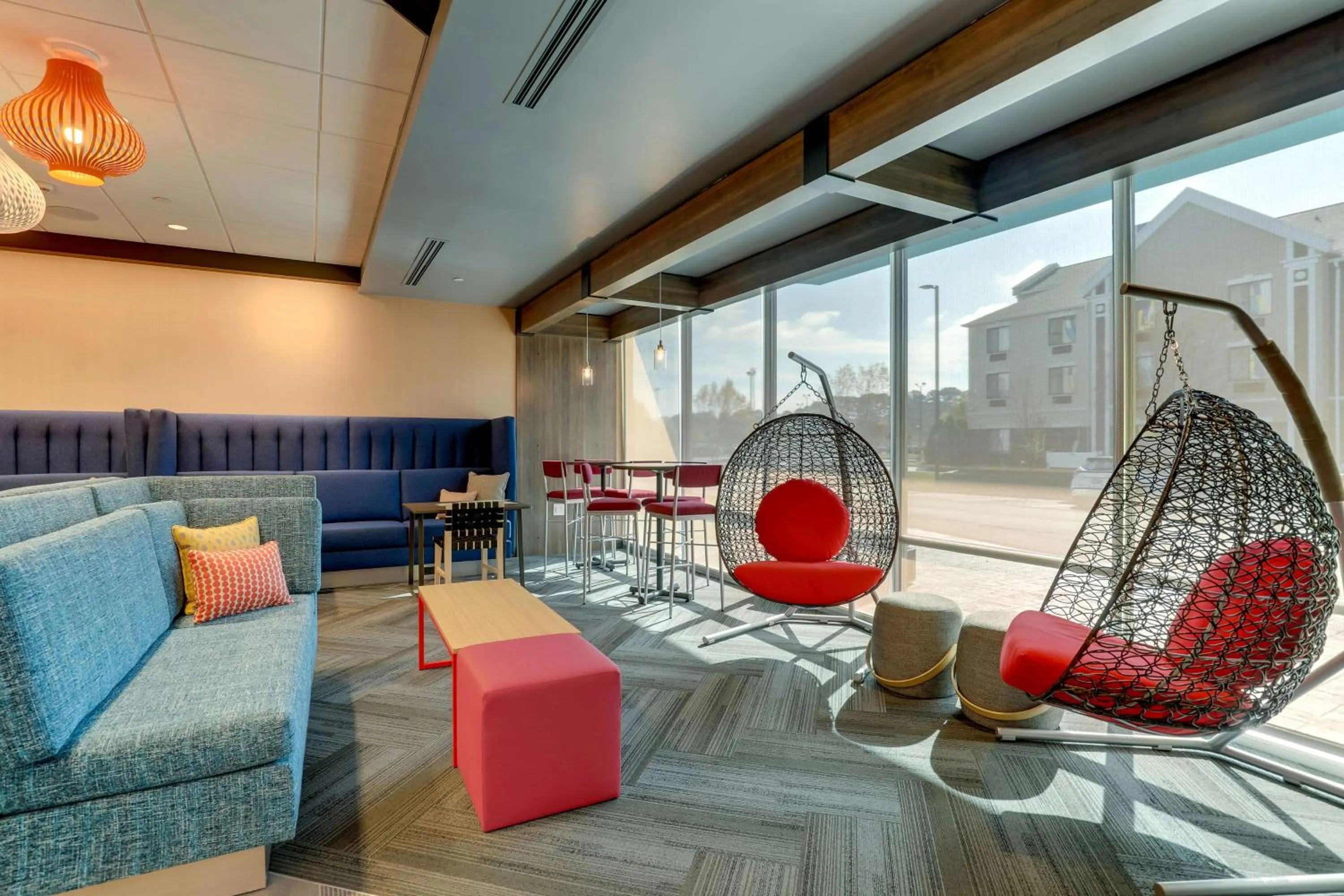 Lobby or reception in Tru By Hilton Smithfield I-95