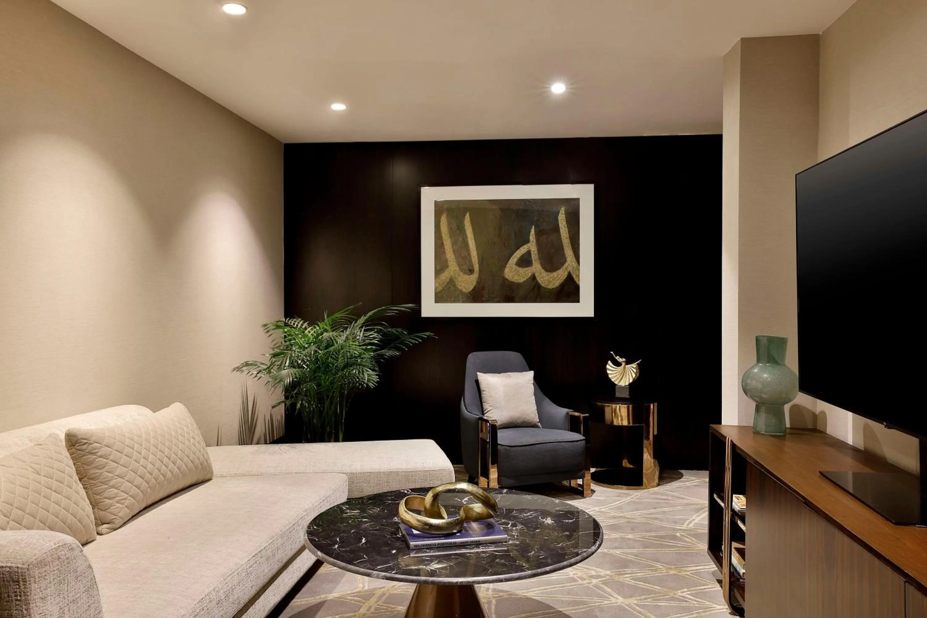 TV and multimedia in Hilton Riyadh Olaya