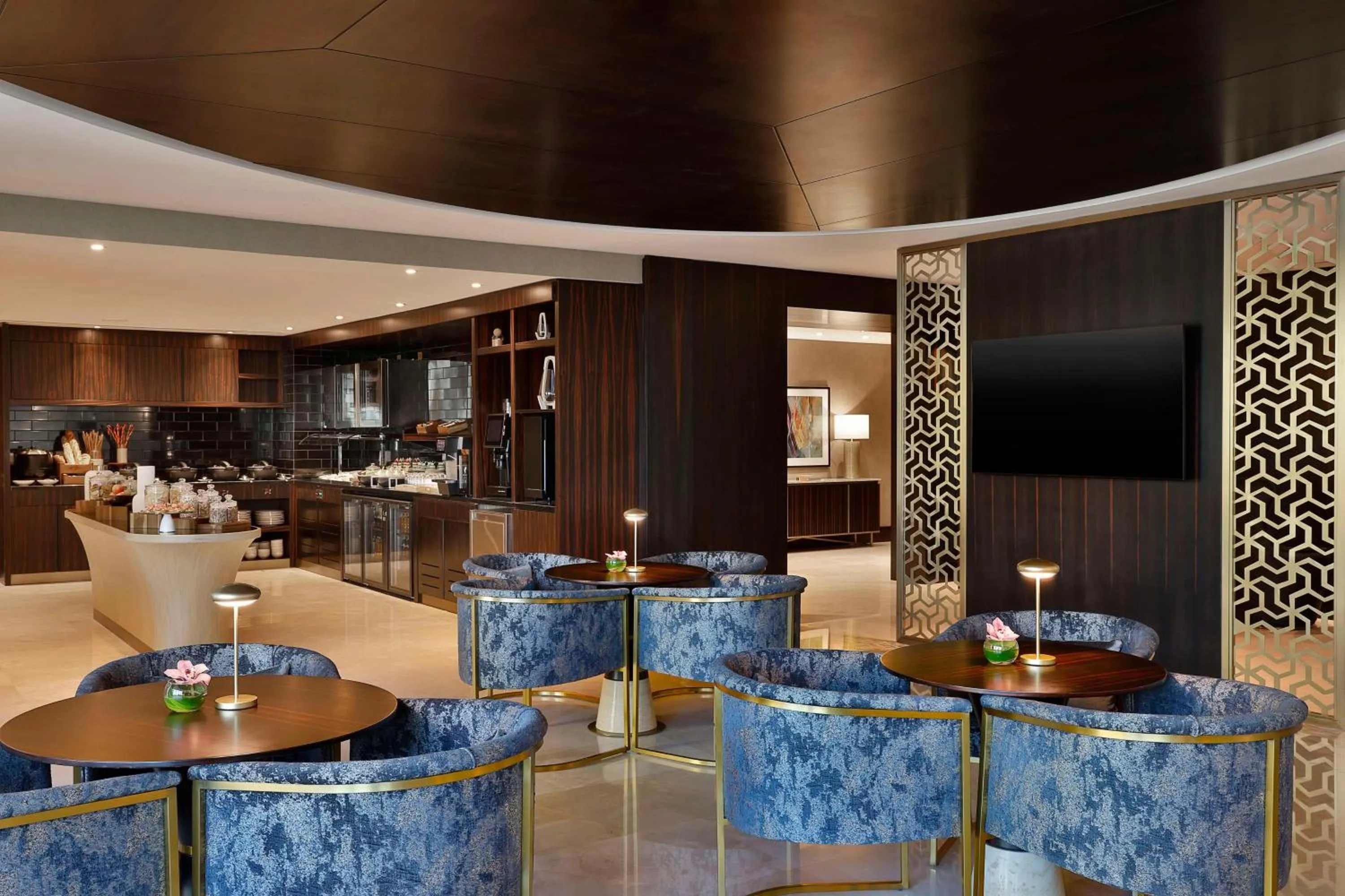 Lounge or bar in Hilton Riyadh Olaya