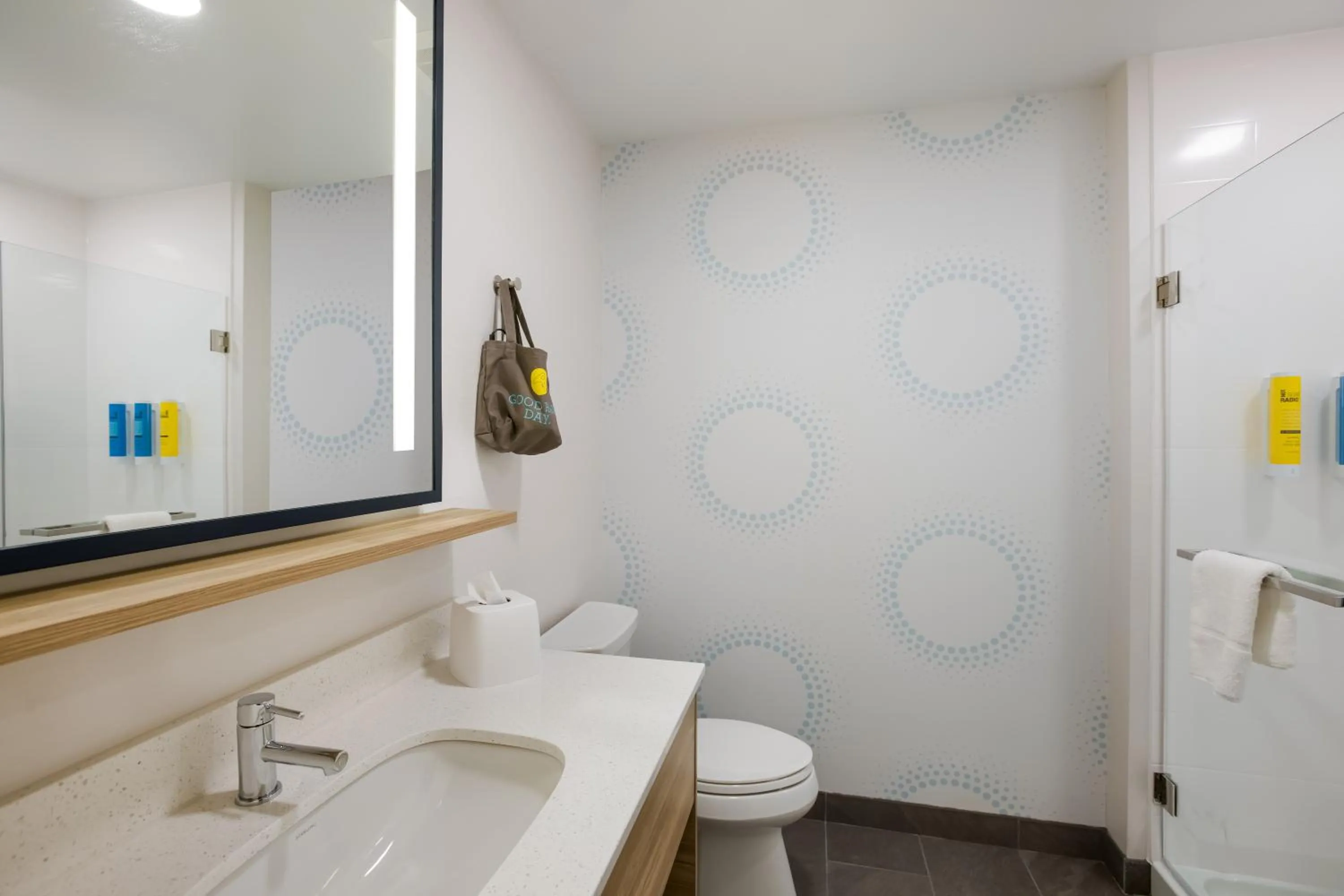 Shower in Tru By Hilton Traverse City