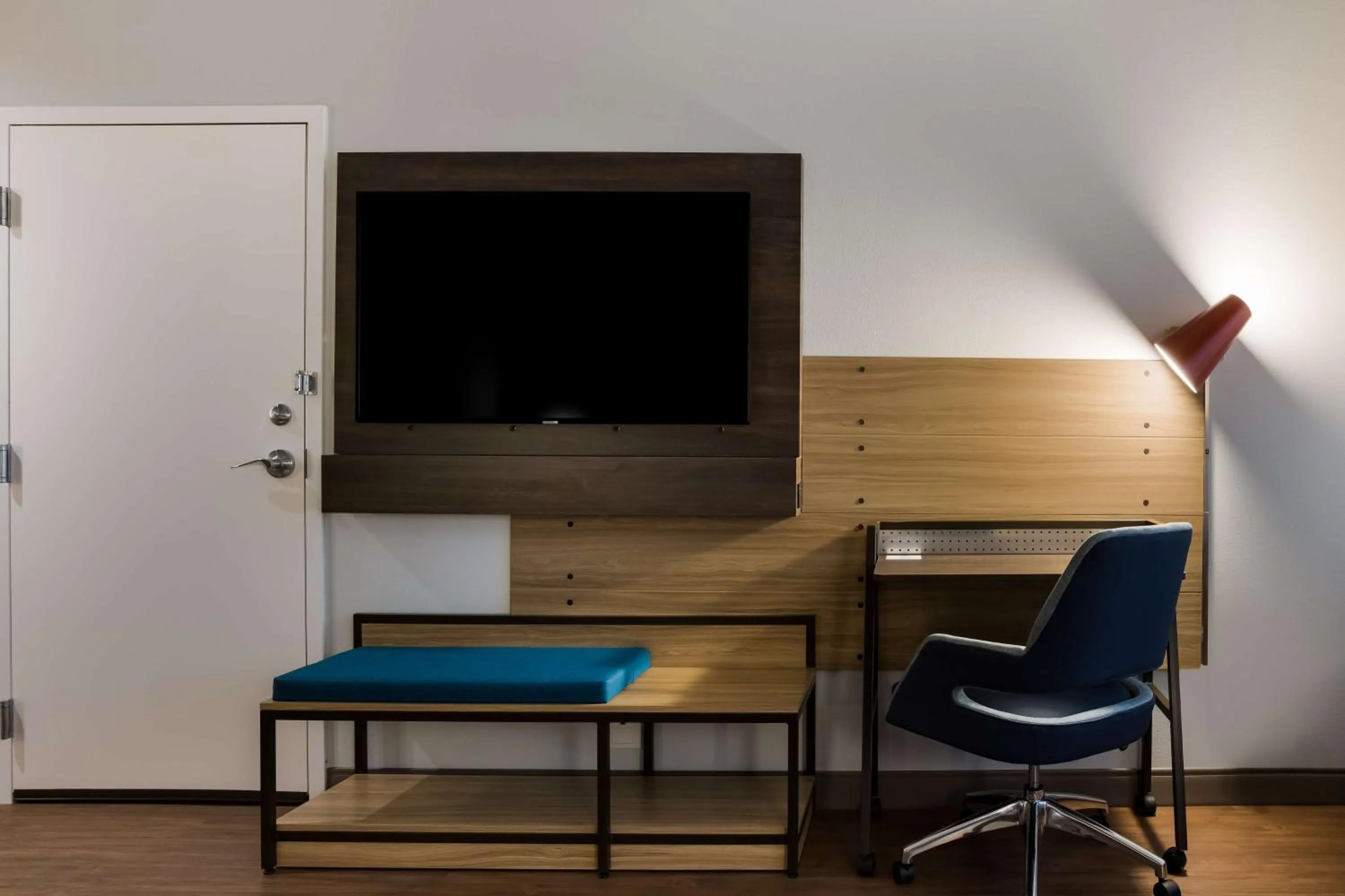 Bedroom in Tru By Hilton Traverse City