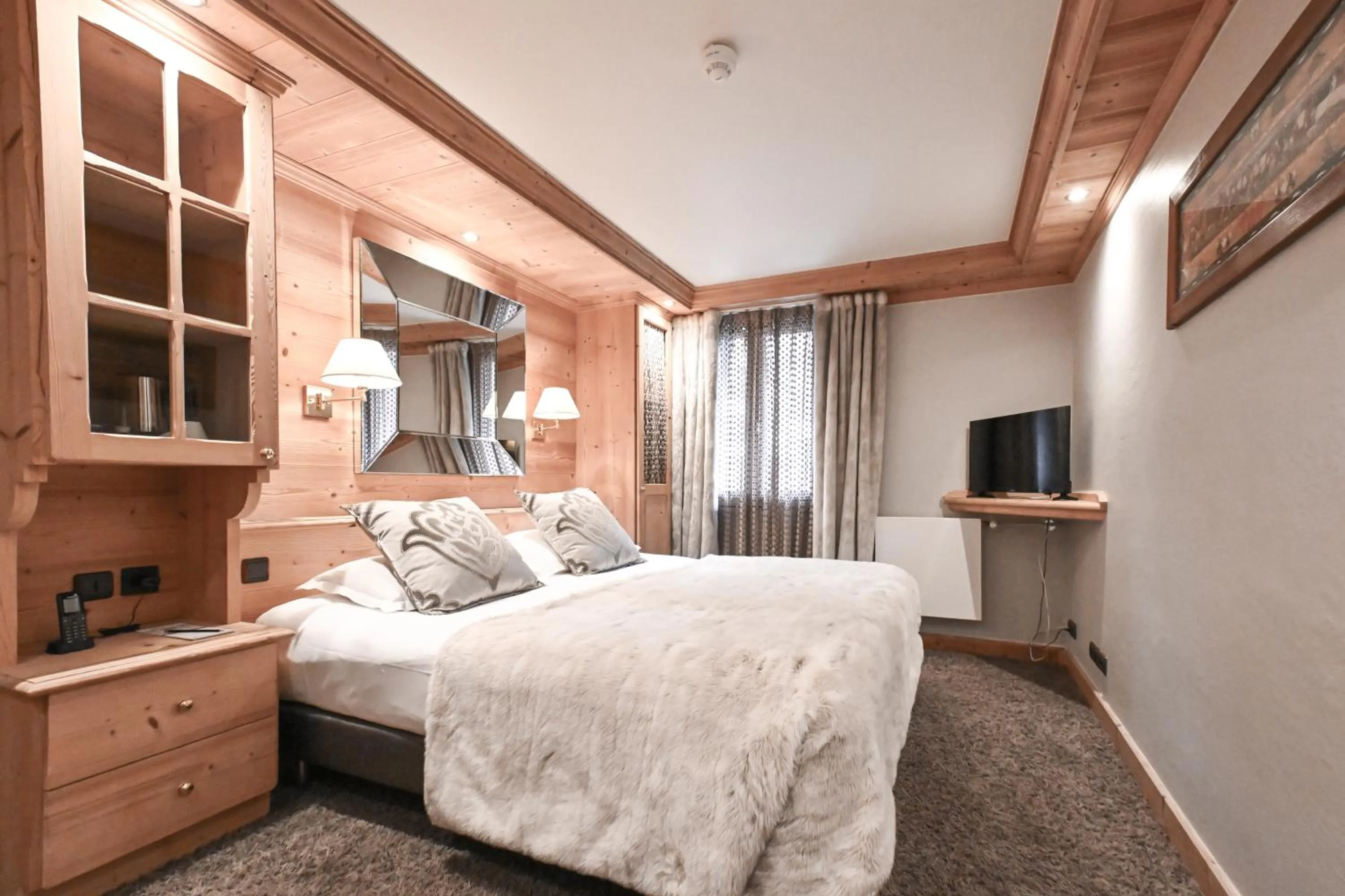 Bed in Hotel Tsanteleina