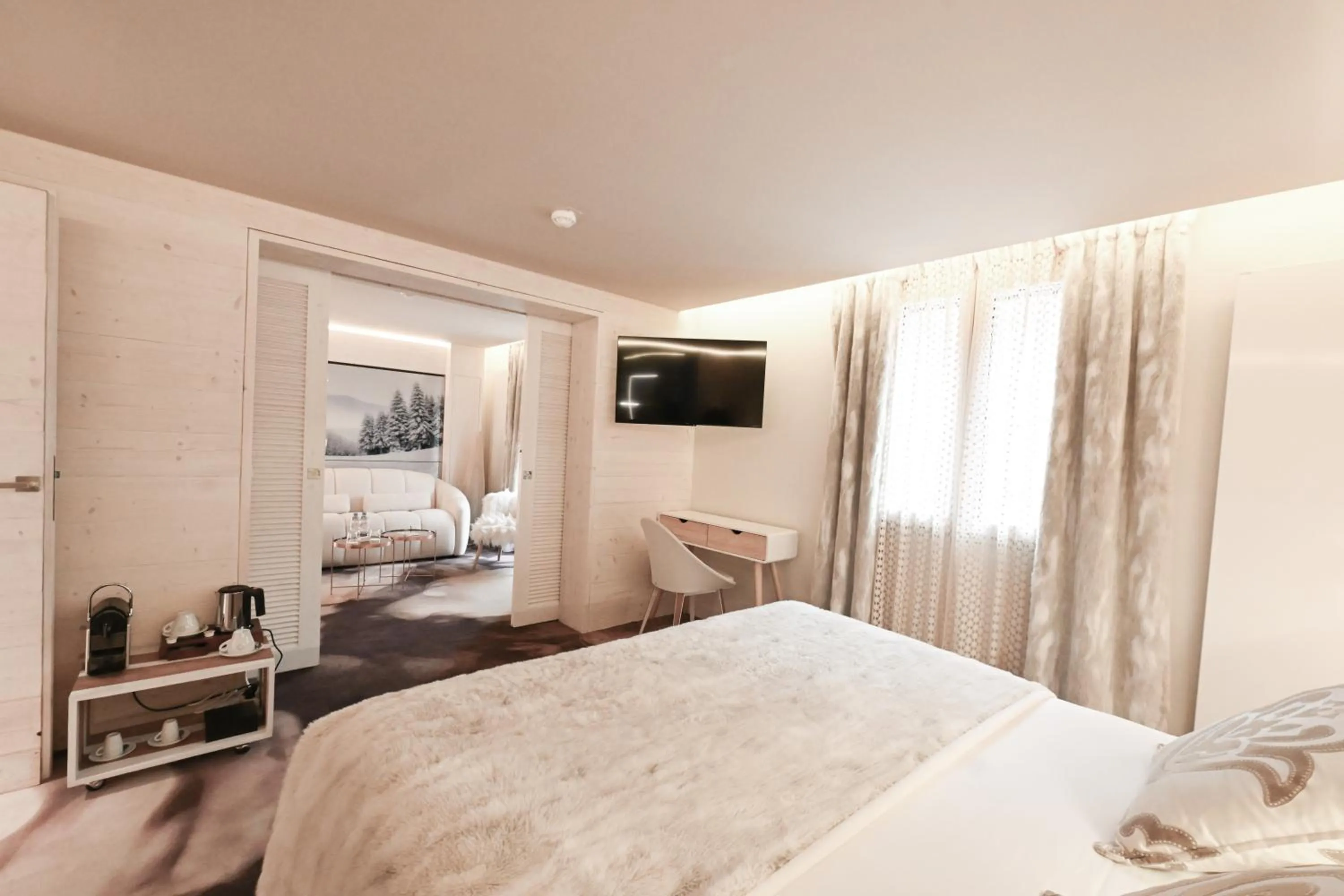 Bed in Hotel Tsanteleina