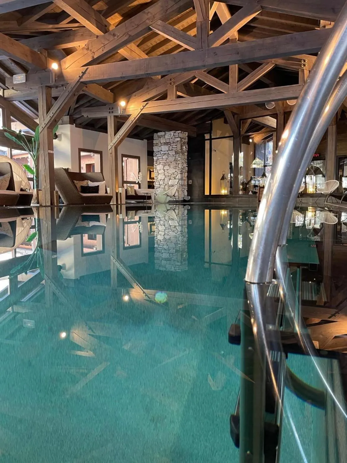 Swimming pool in Hotel Tsanteleina