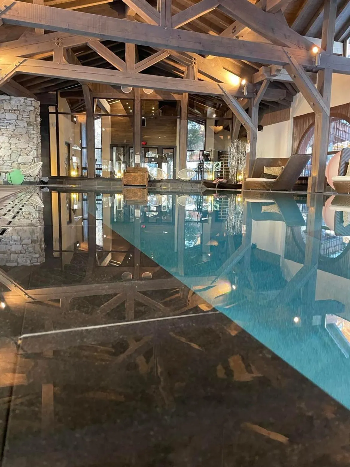 Swimming pool in Hotel Tsanteleina