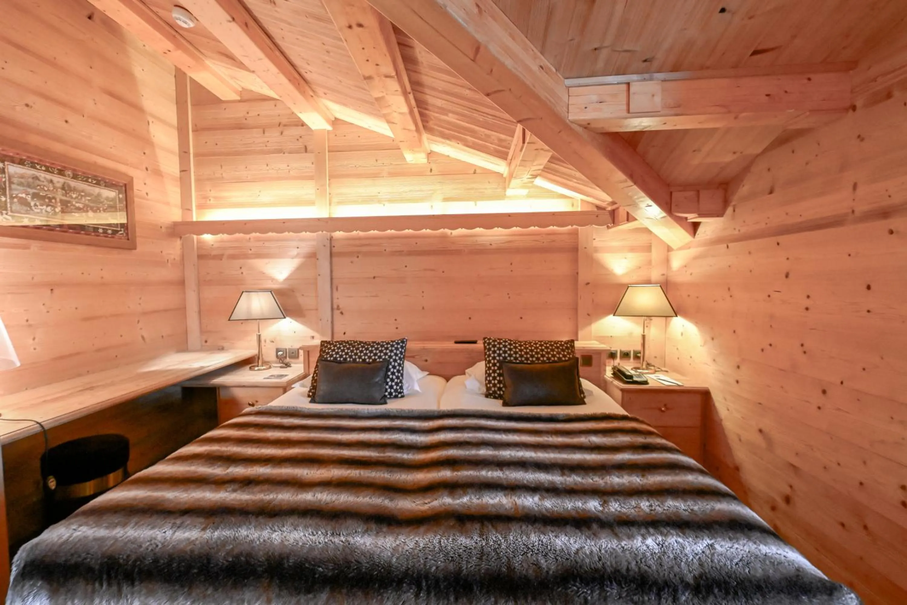 Bed in Hotel Tsanteleina