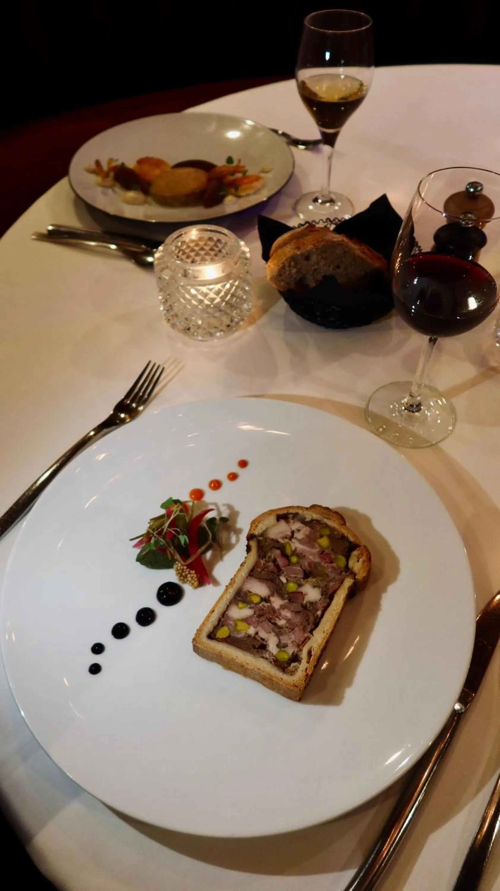 Dinner in Hotel Tsanteleina