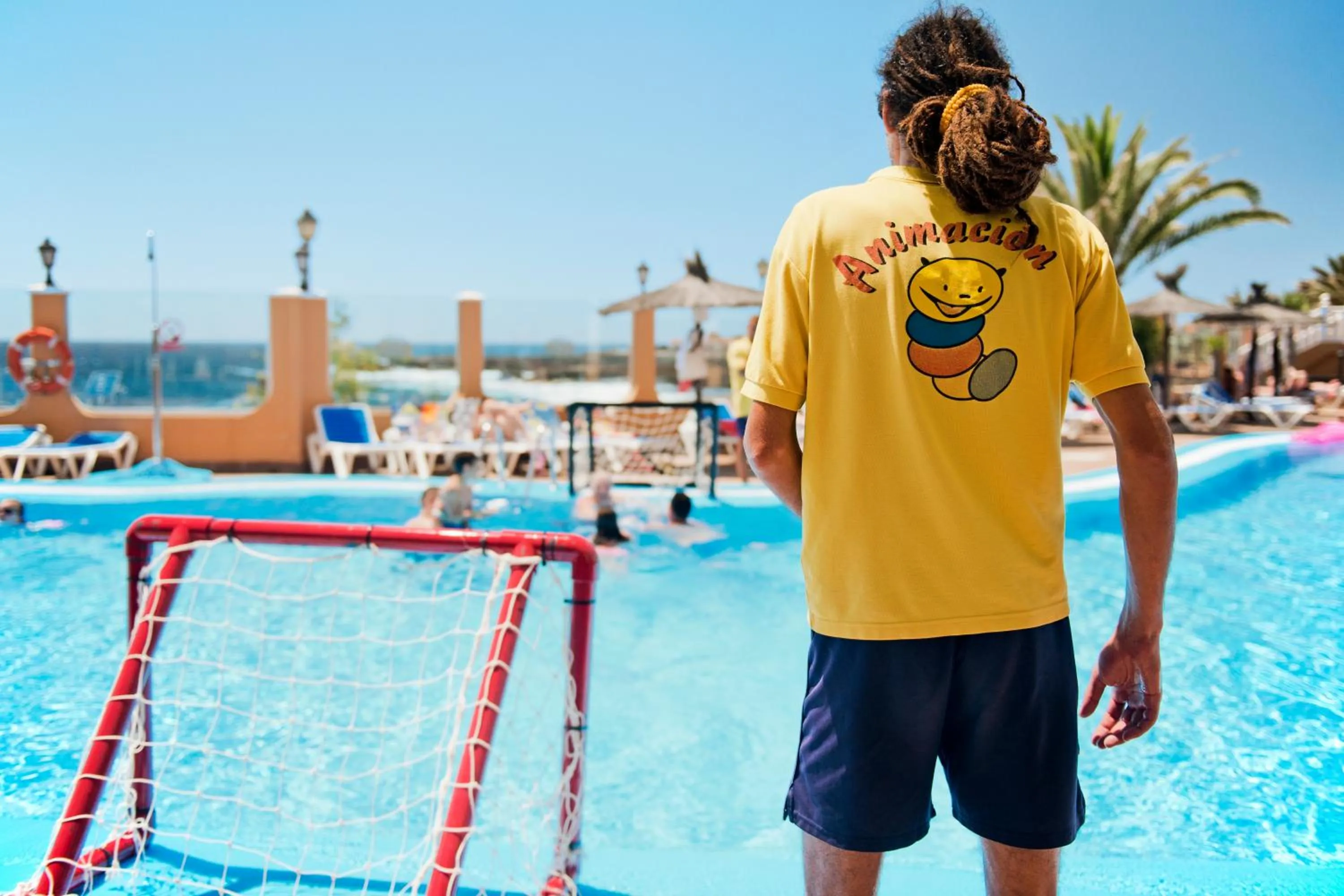 People in Elba Castillo San Jorge & Antigua Suite Hotel