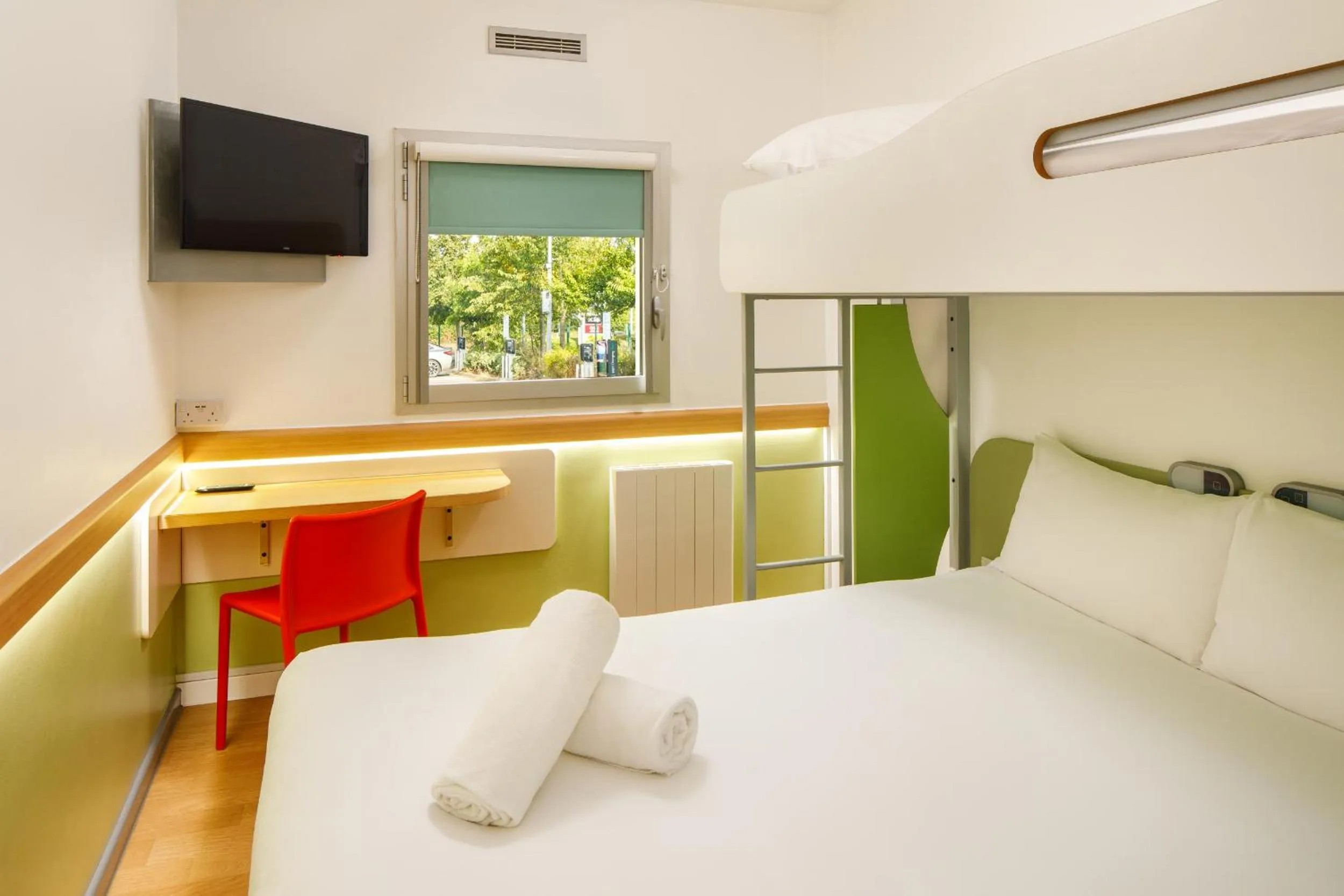 Bed in ibis budget Leicester