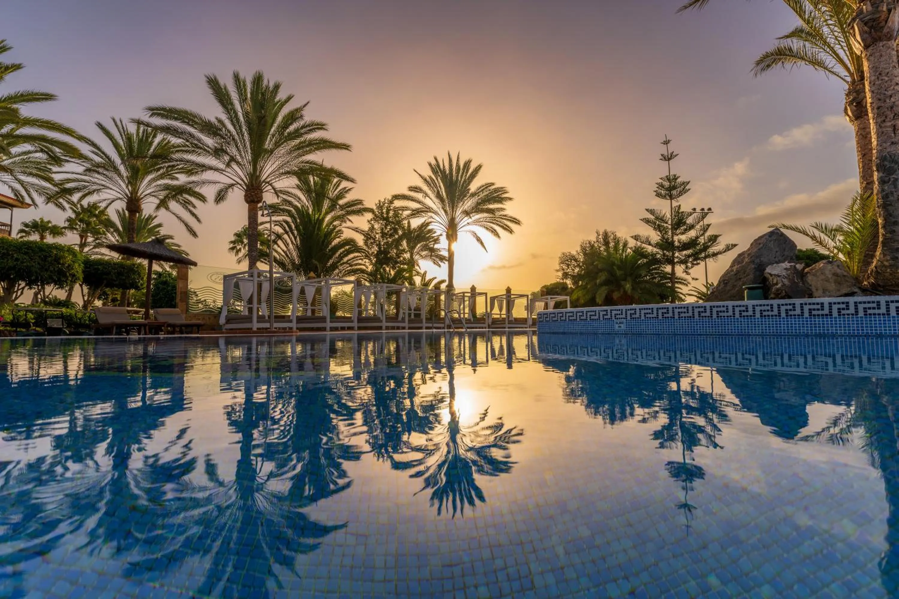 Swimming pool in Elba Palace Golf Boutique Hotel - Adults Only