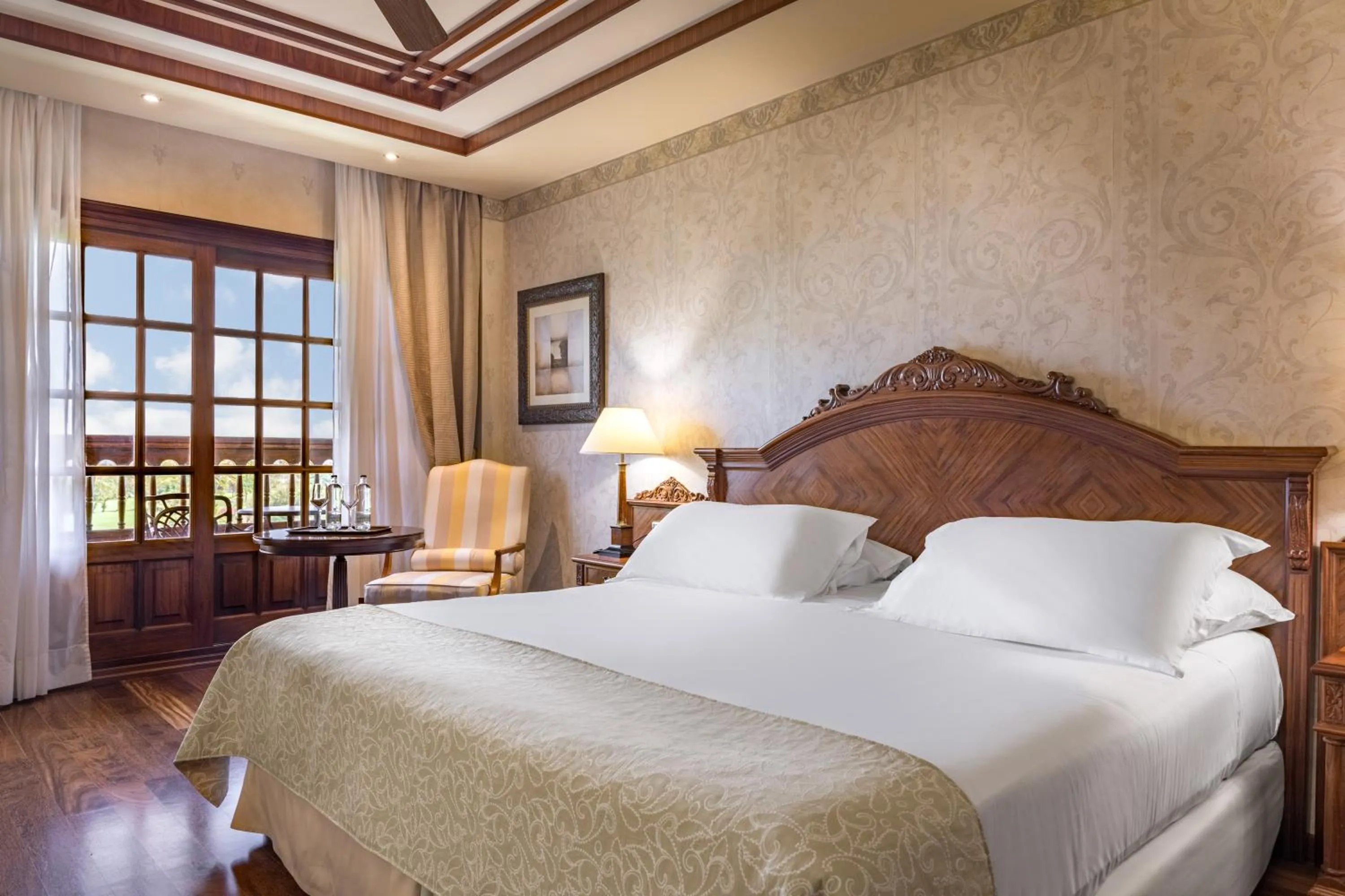 Photo of the whole room, Bed in Elba Palace Golf Boutique Hotel - Adults Only