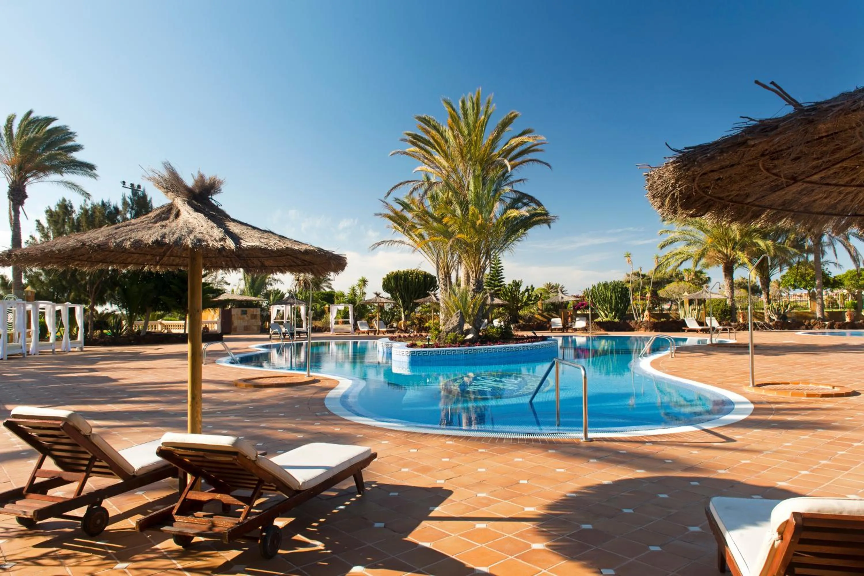 Swimming pool in Elba Palace Golf Boutique Hotel - Adults Only