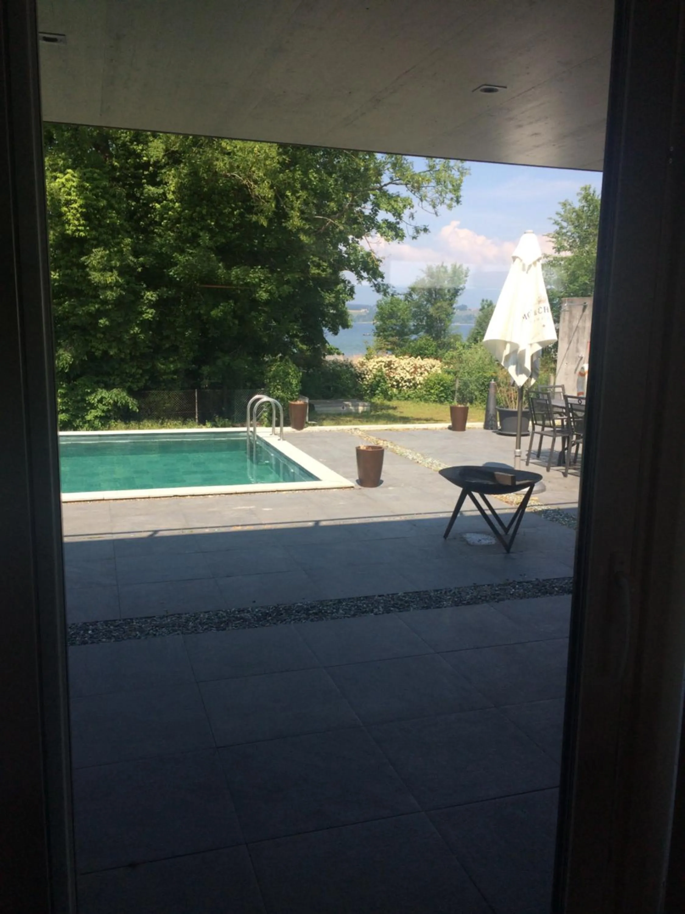 Patio in Morat Gaste Zimmer