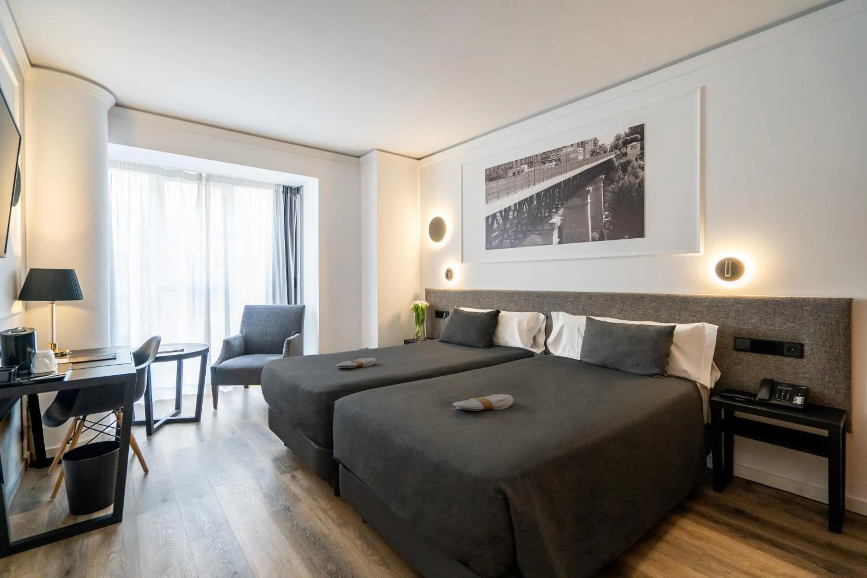 Bedroom, Bed in Hotel Conqueridor