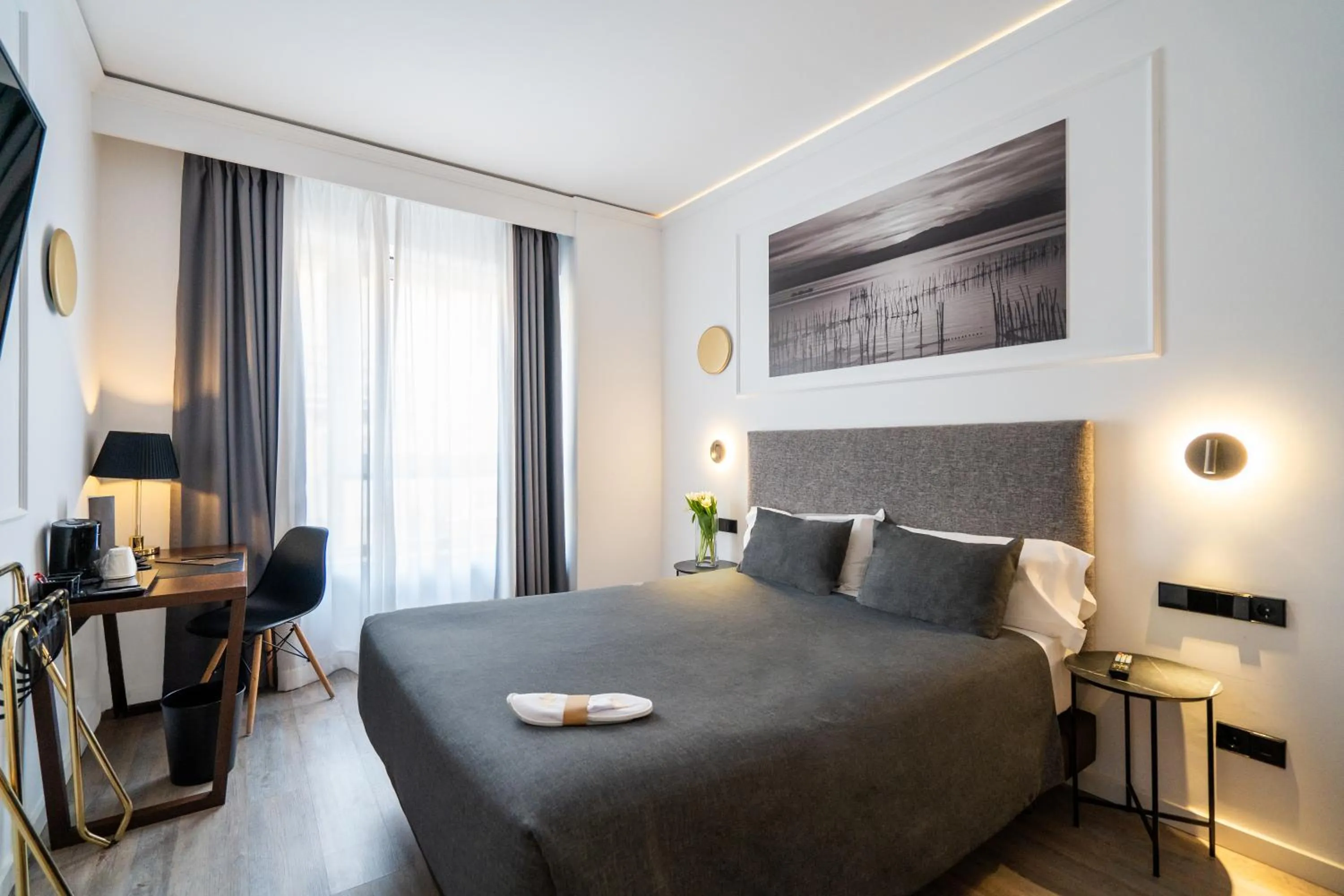 Bedroom, Bed in Hotel Conqueridor