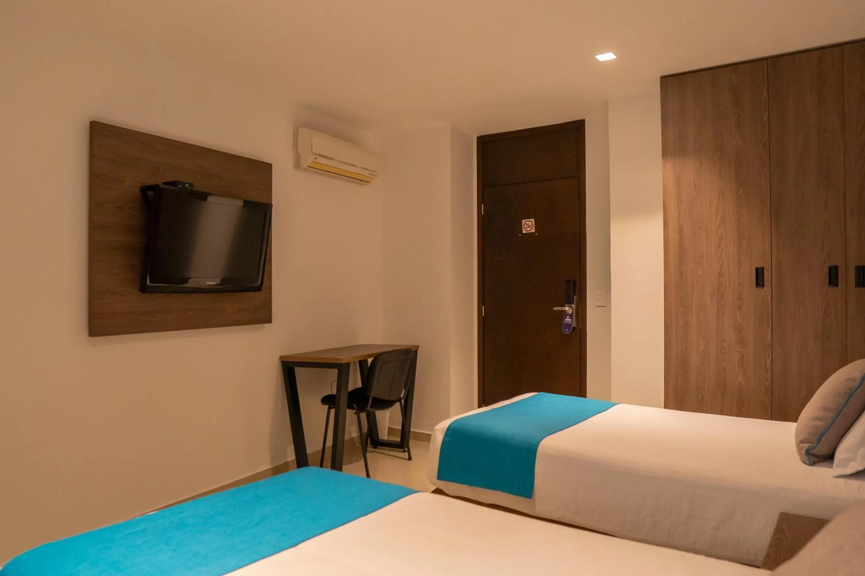 Bedroom, Bed in Hotel San Gabriel