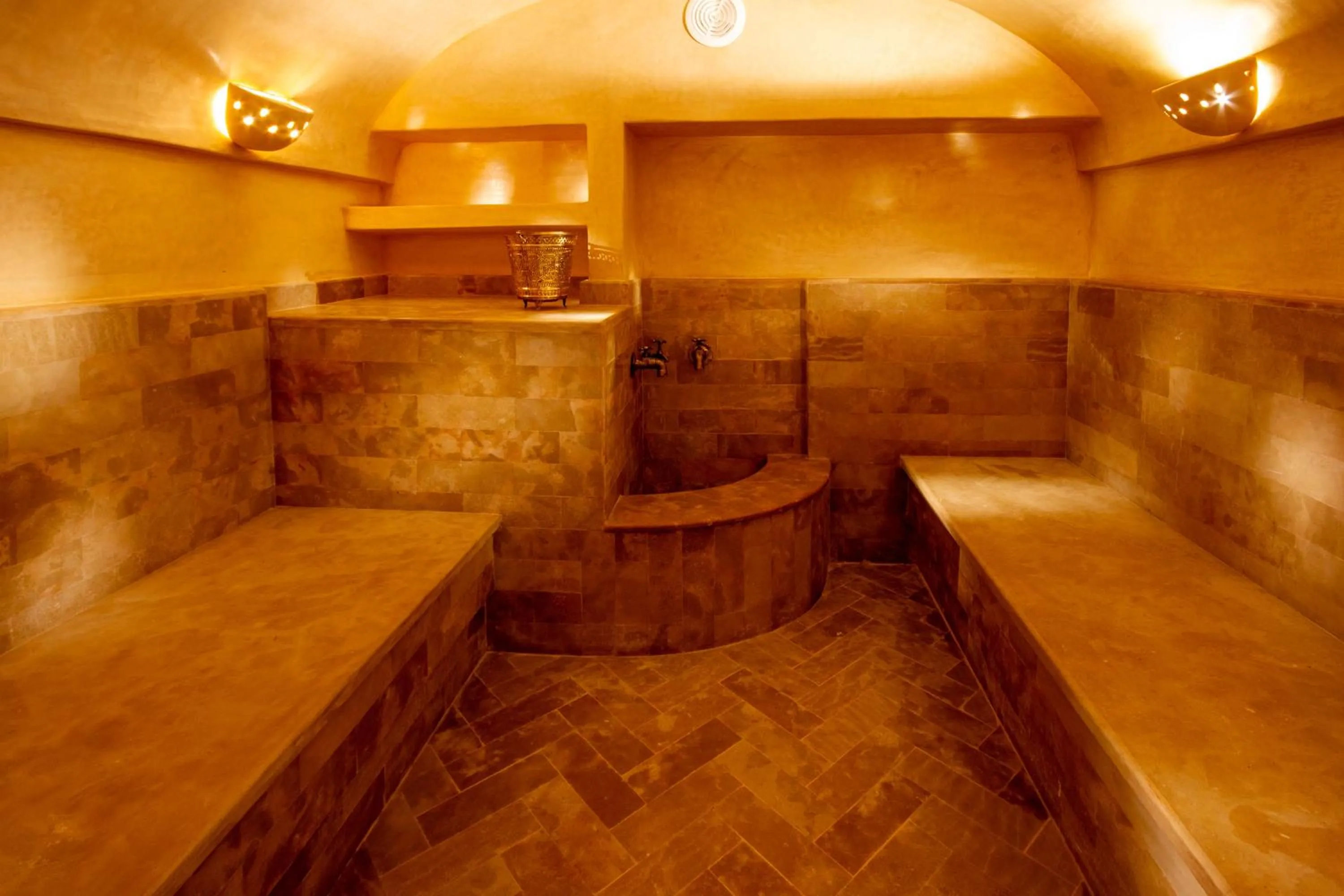 Sauna in Riad SofYan & Spa