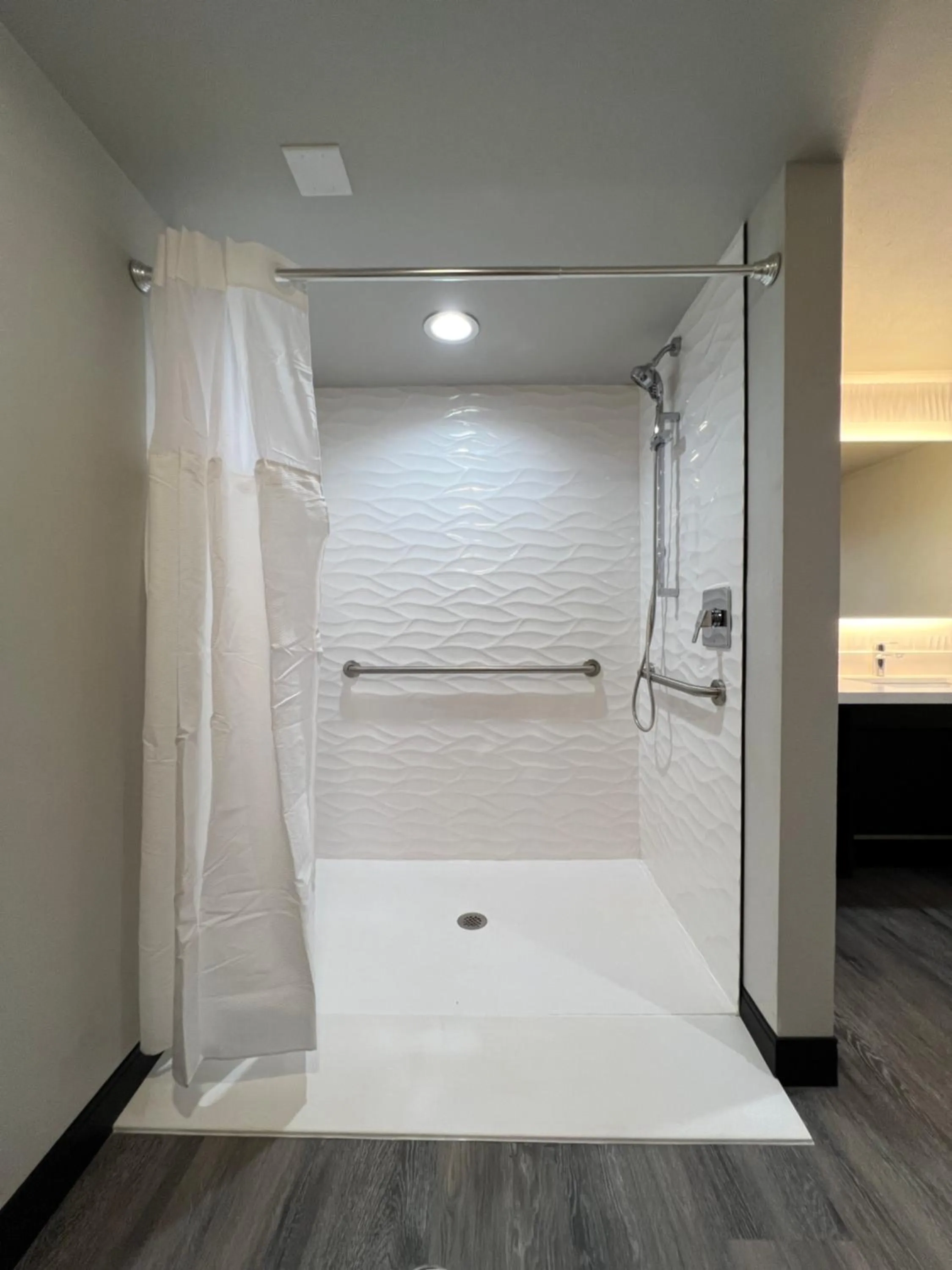 Shower in Imperial Suites, Adults Only