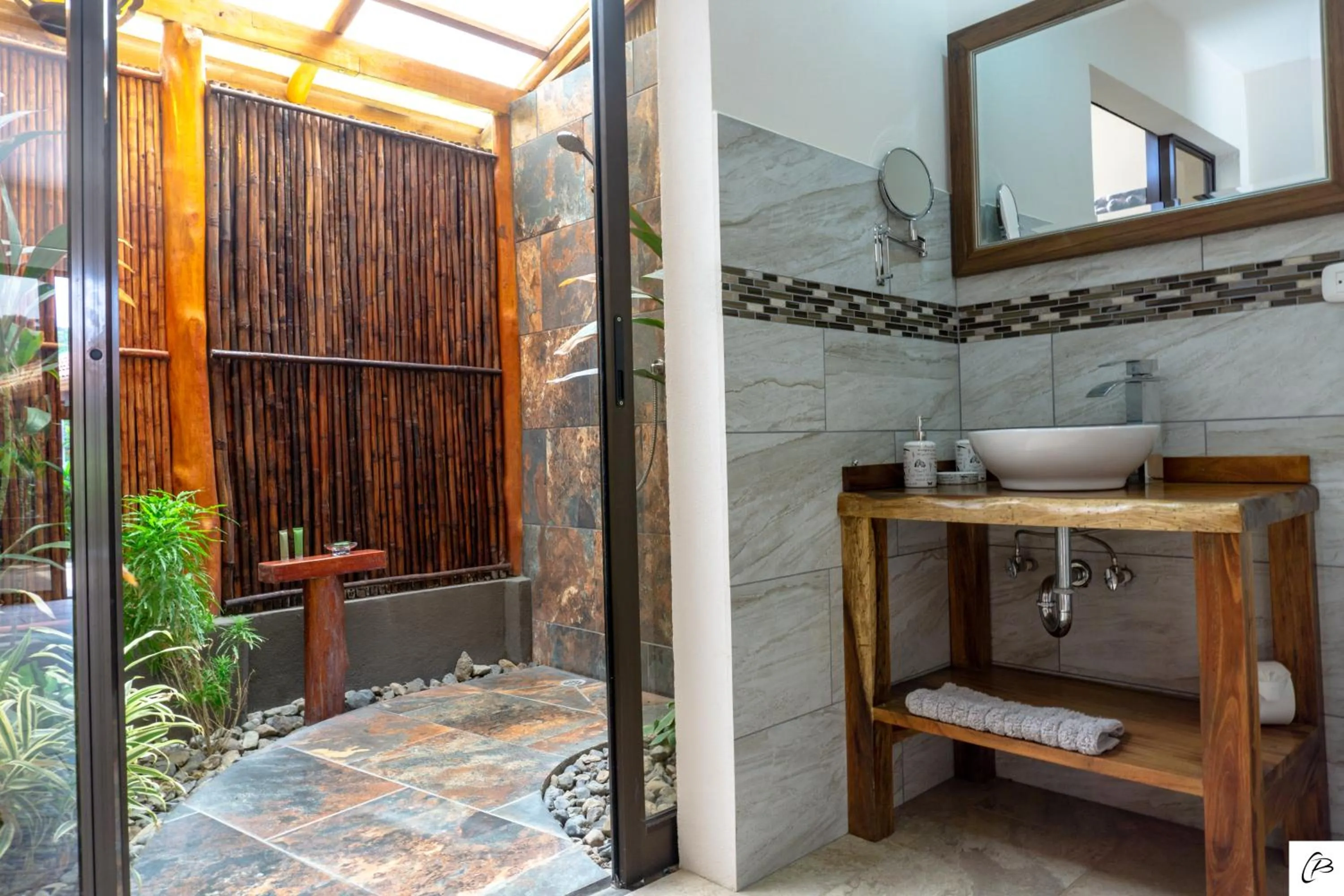 Shower in Hotel Casa Buenavista - Adults only