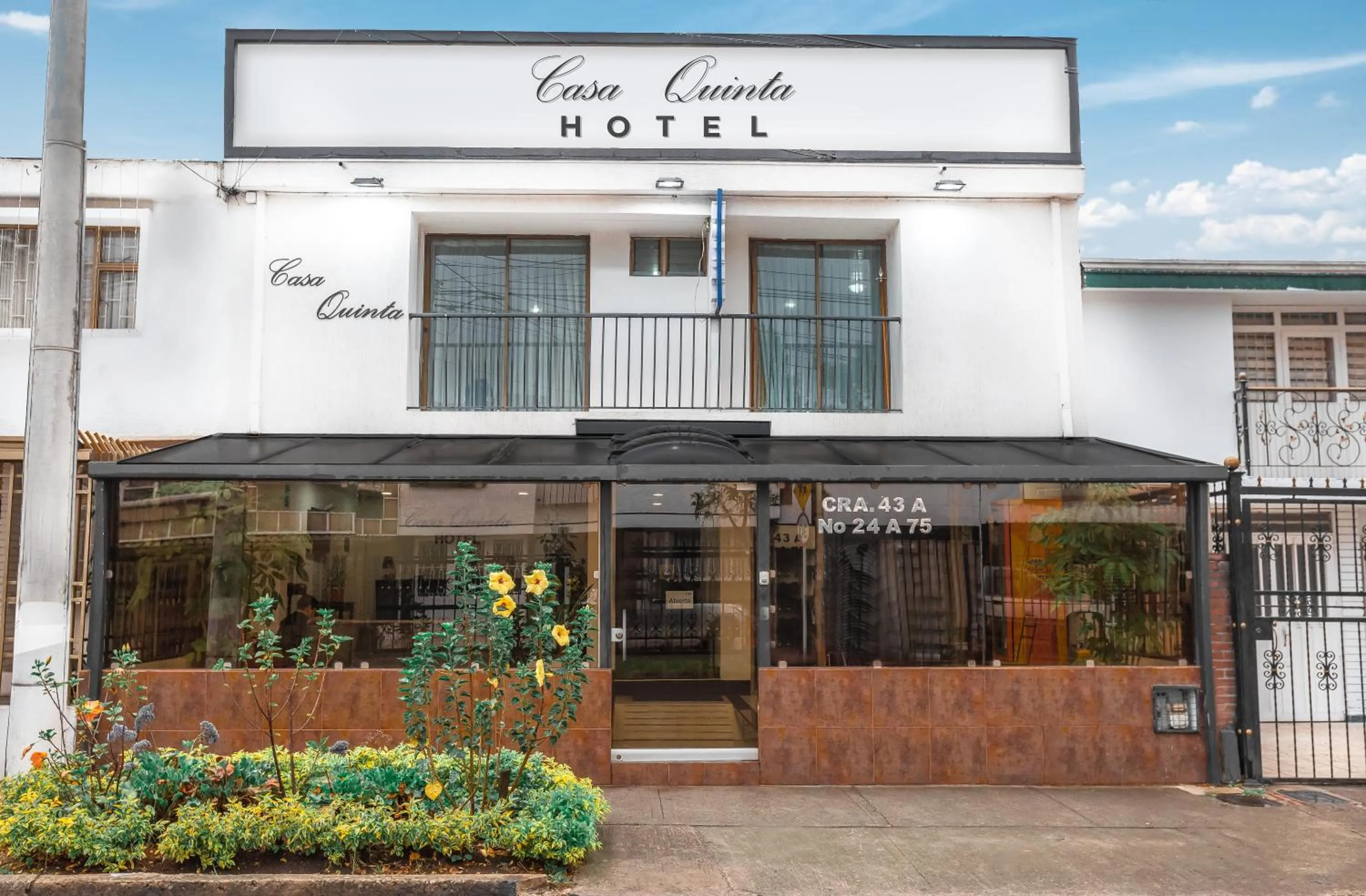 Facade/entrance in Hotel Casa Quinta Embajada