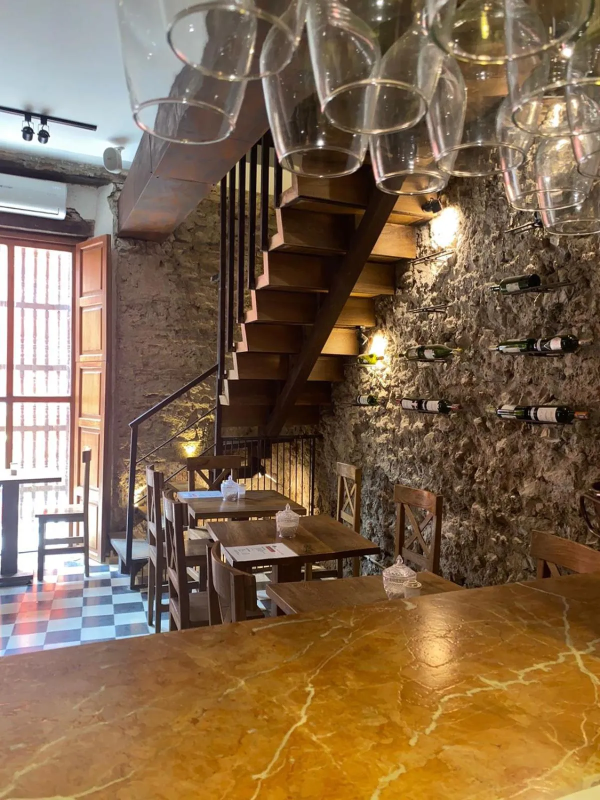 Restaurant/places to eat in Casa Ebano 967