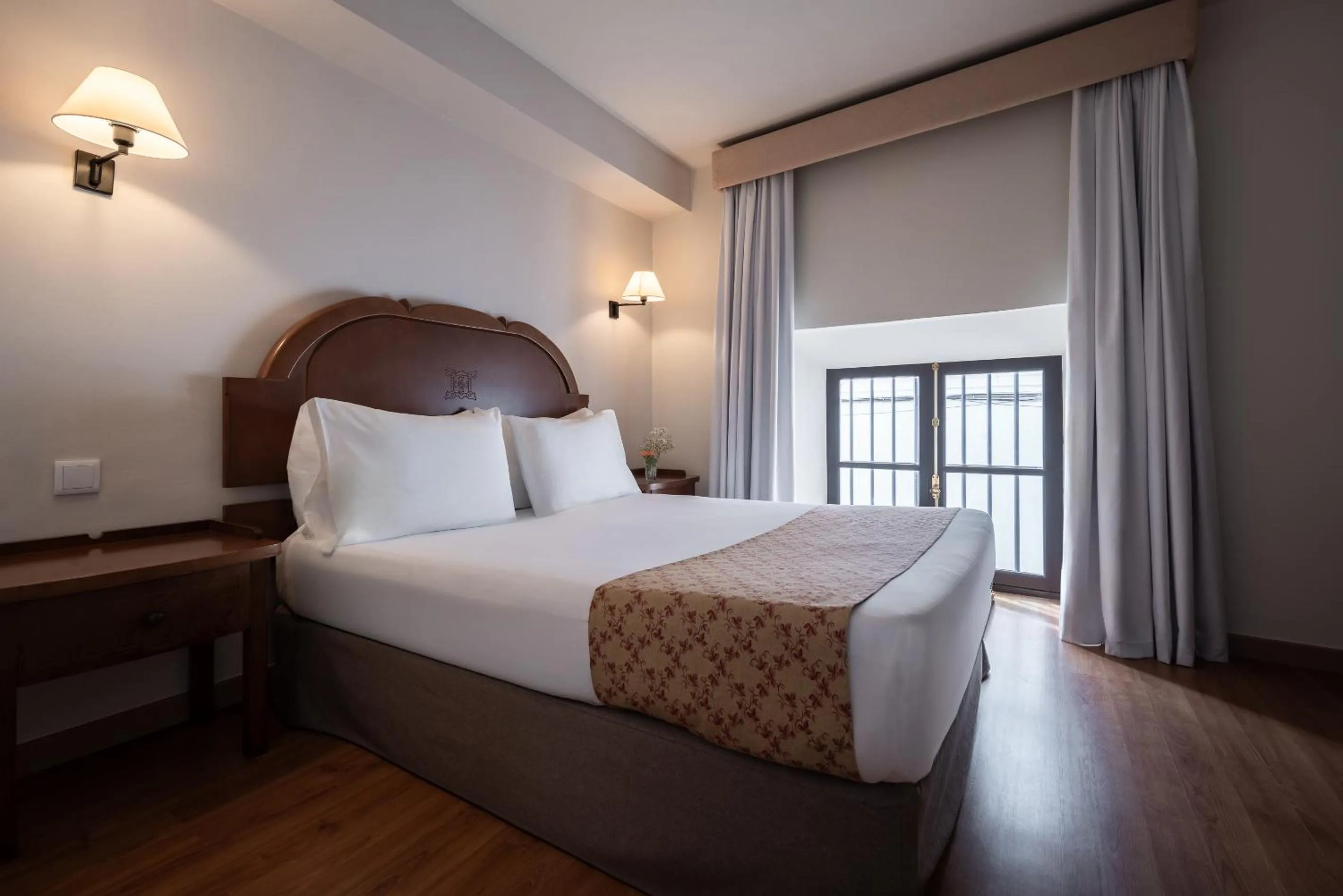 Bed in Crisol Monasterio de San Miguel