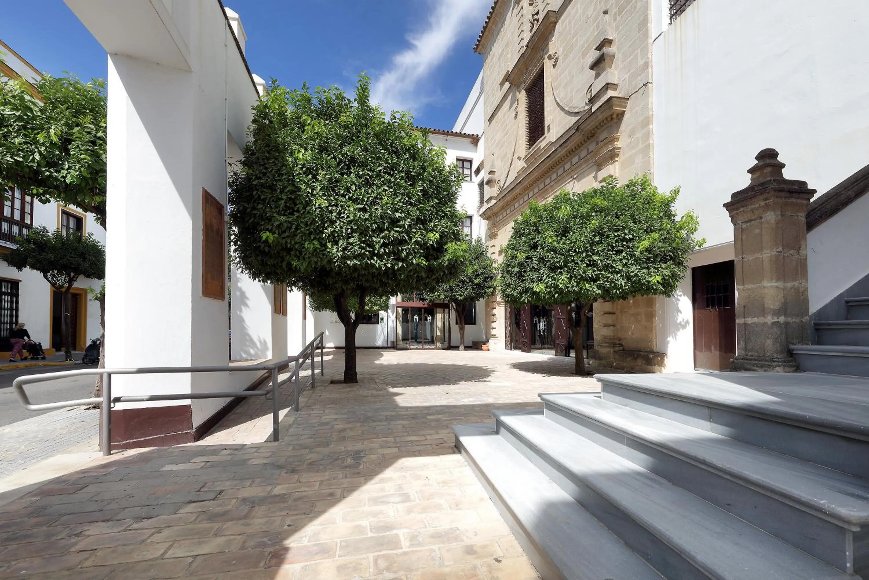 Day in Crisol Monasterio de San Miguel