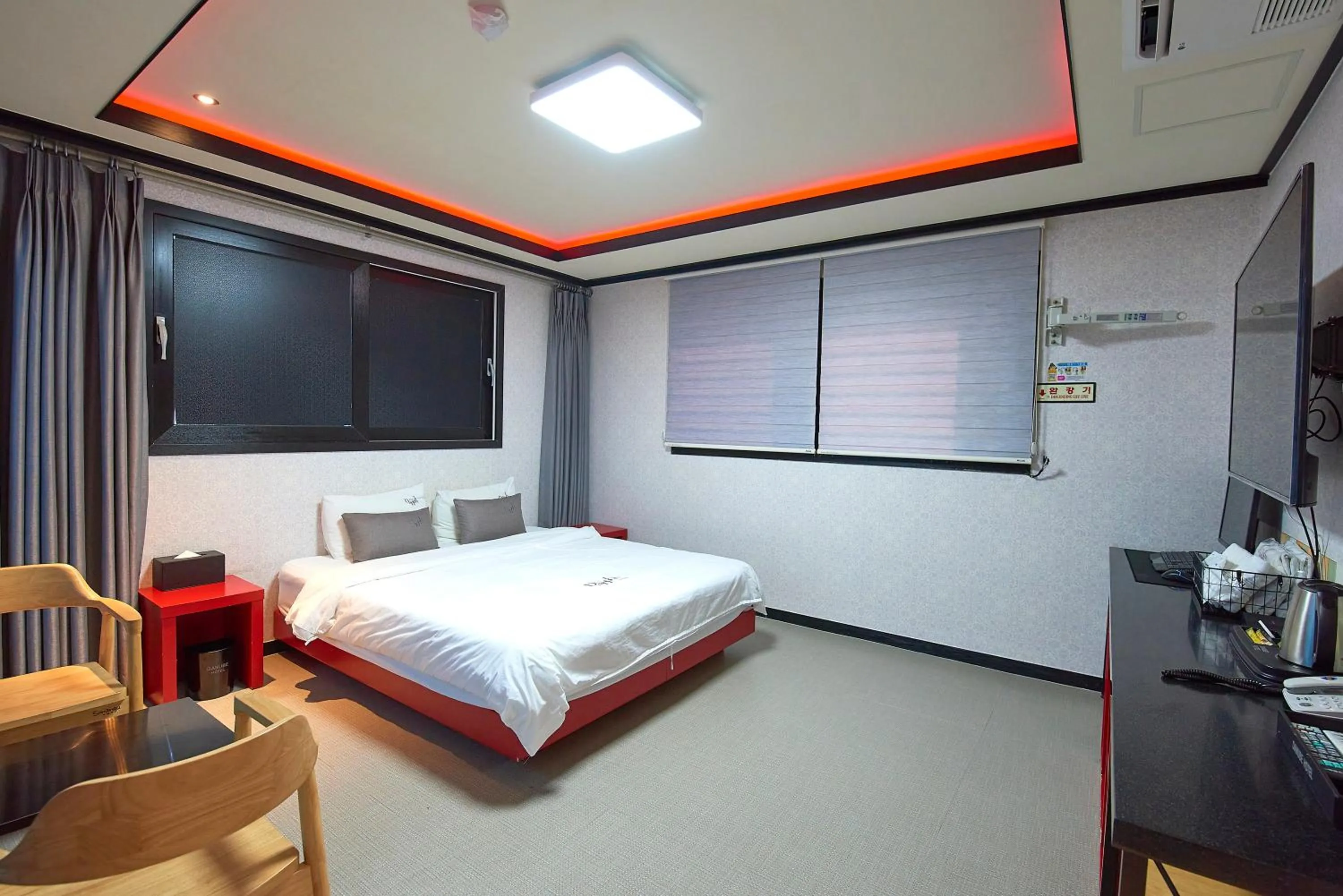 Bed in Hotel Danube Seomyeon