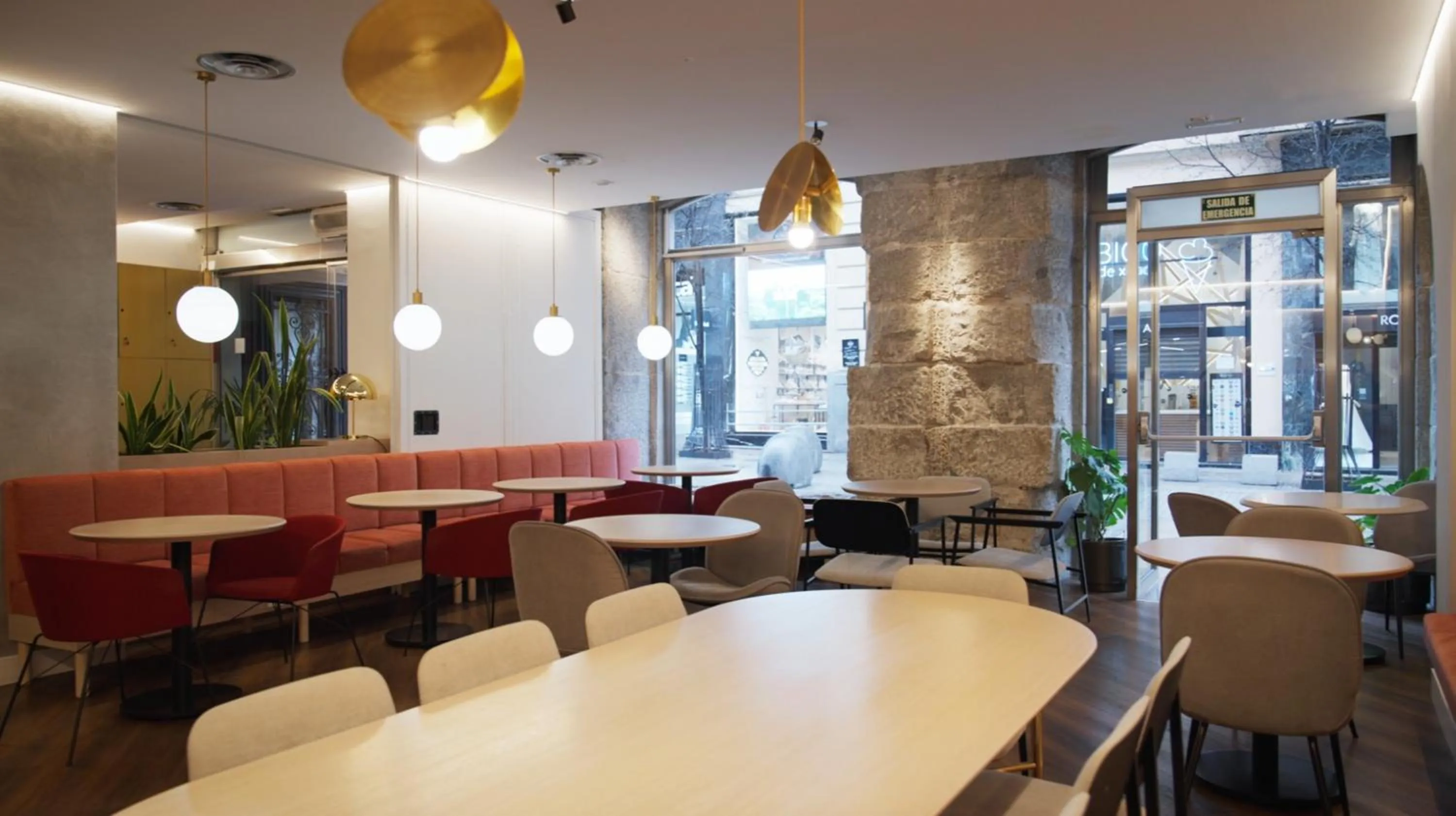 Area and facilities in Petit Palace Puerta del Sol