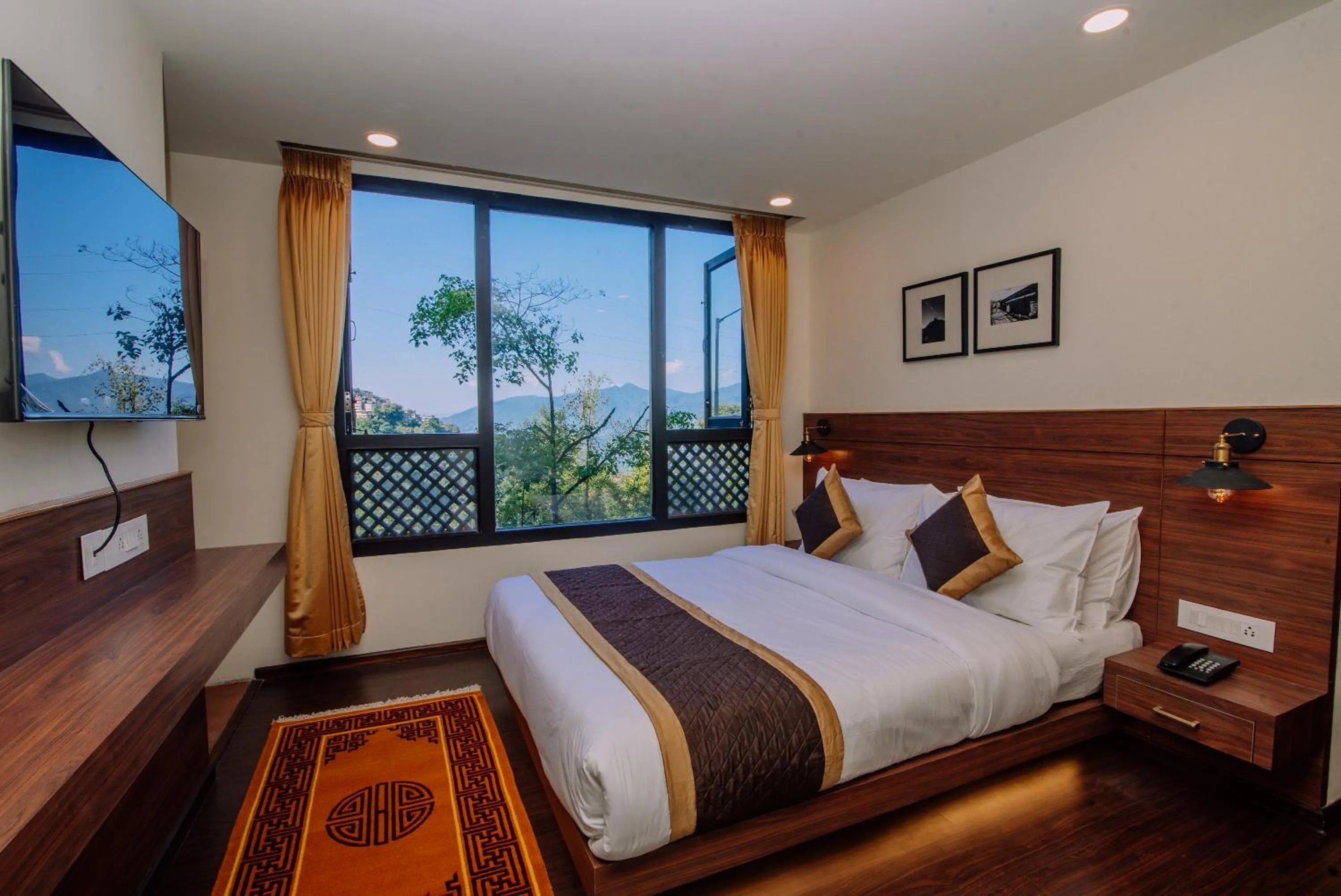 Bed in Tree of Life Indra Mandala Hotel, Gangtok