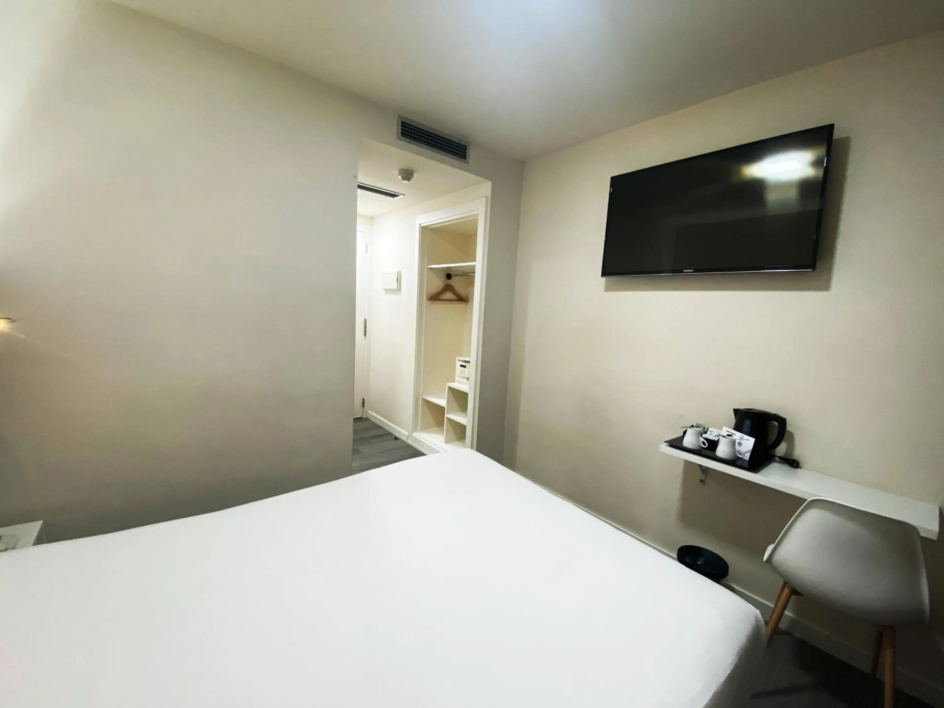 TV and multimedia, Bed in BCN Urbaness Hotels Del Comte