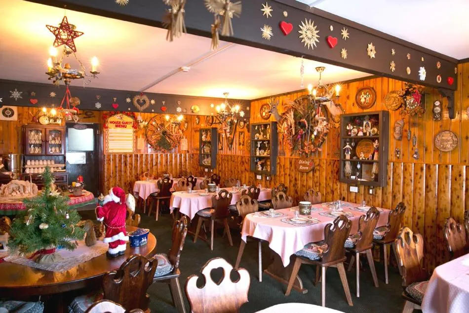 Restaurant/places to eat in Karelia Alpine Lodge