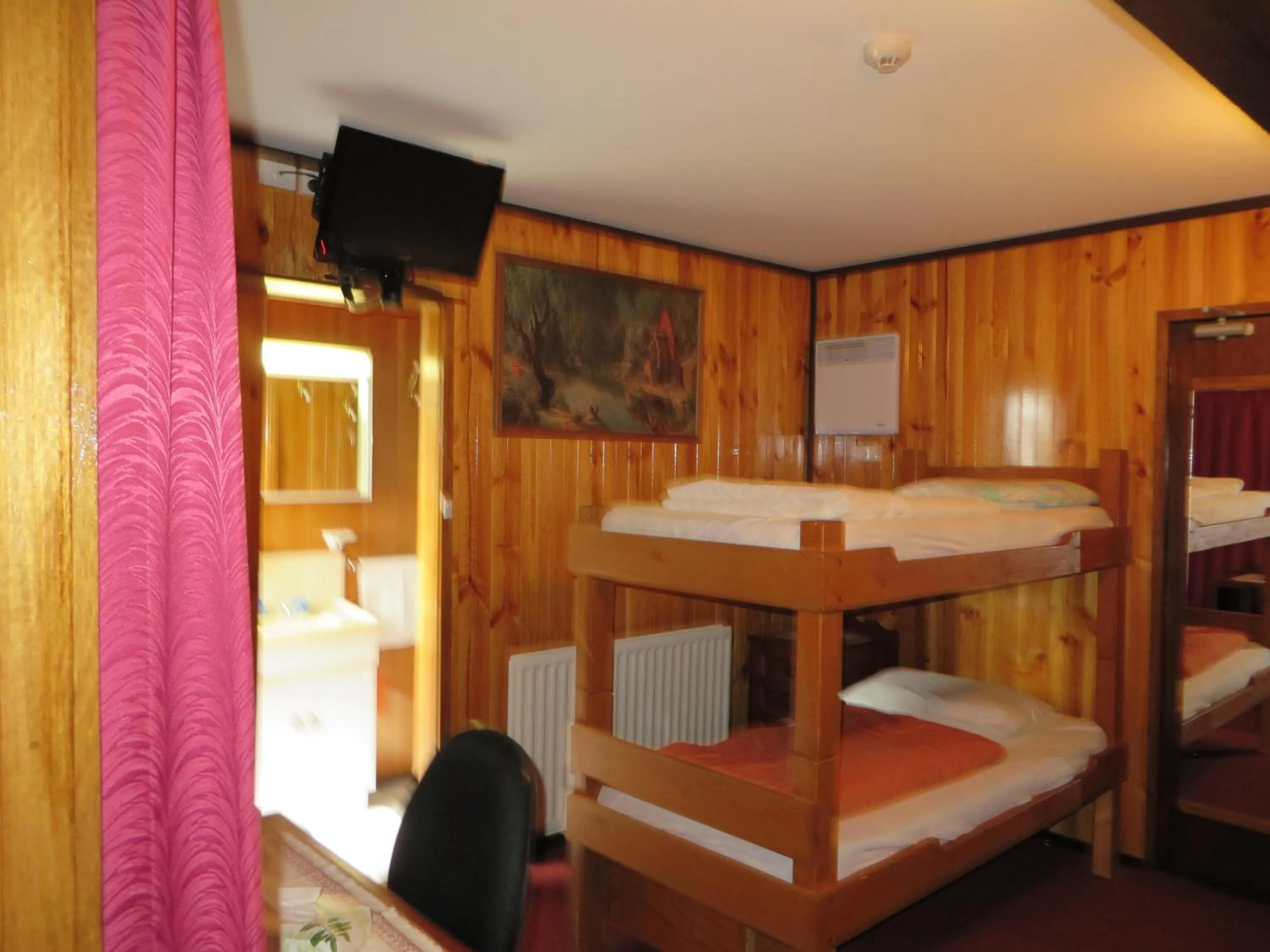 Bedroom, Bed in Karelia Alpine Lodge