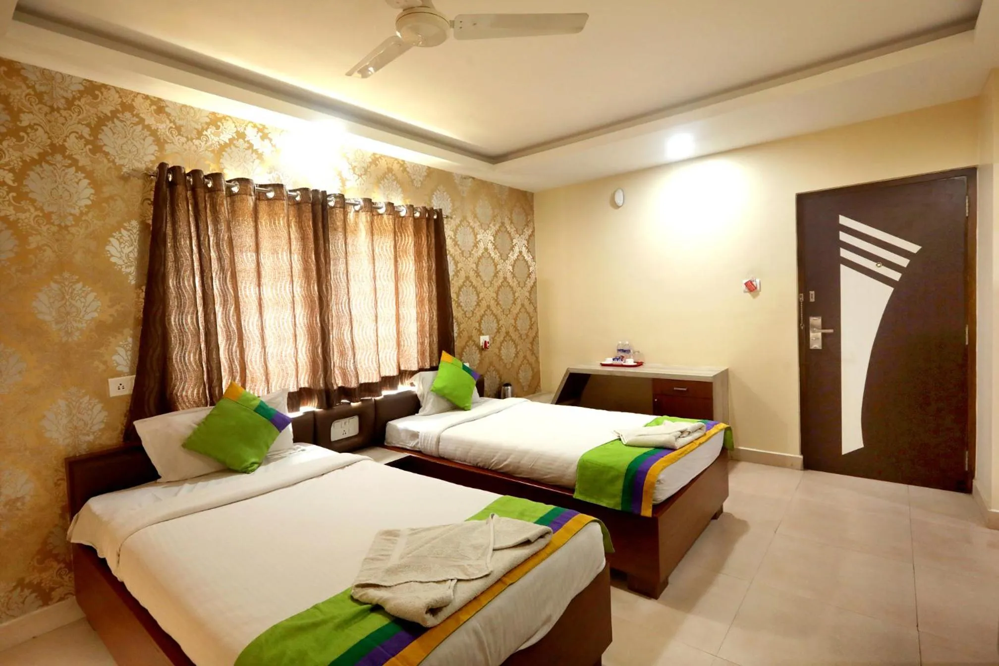 Photo of the whole room in Sekaran Hotel OMR