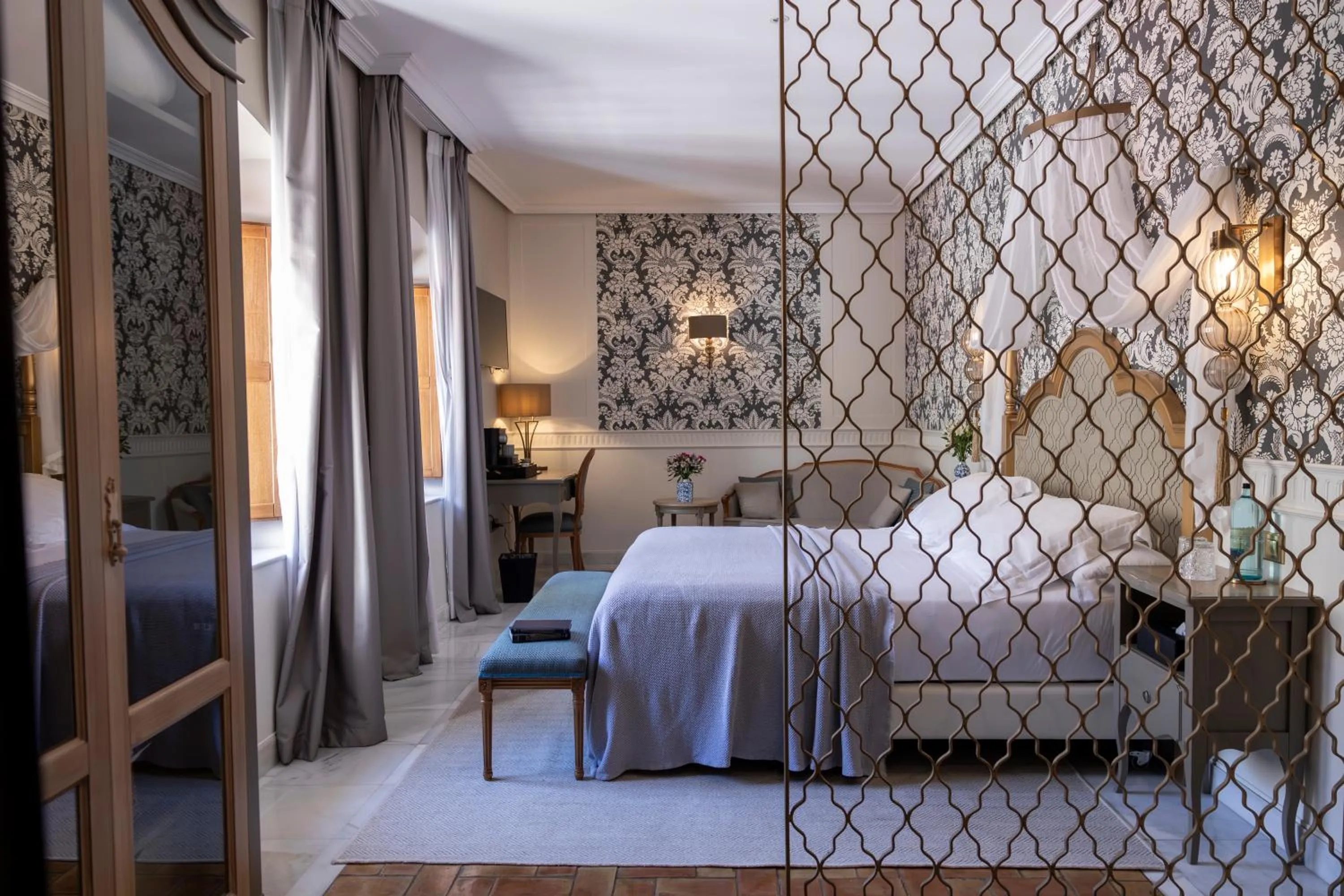 Bed in Hotel Gravina 51