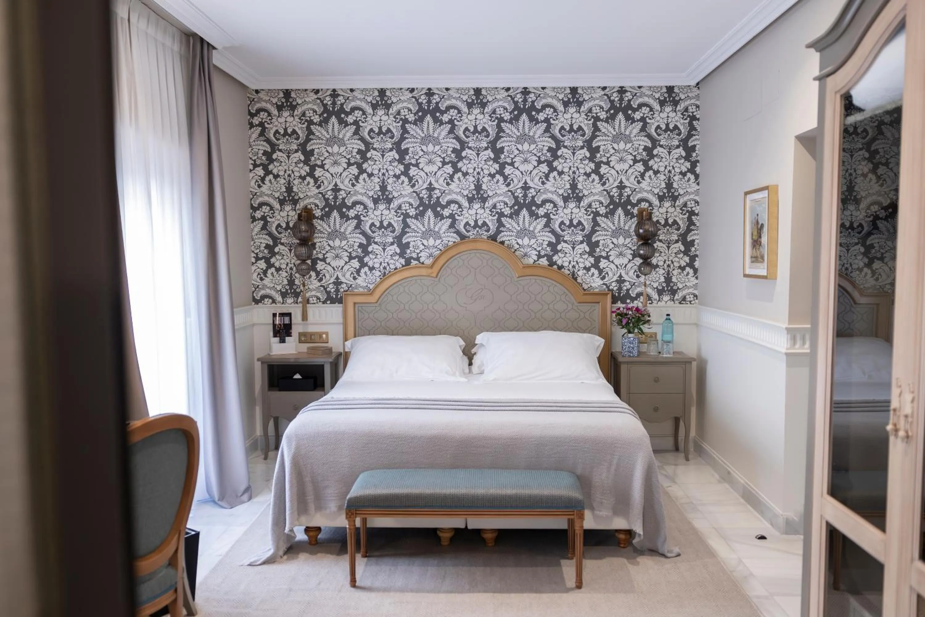 Bed in Hotel Gravina 51