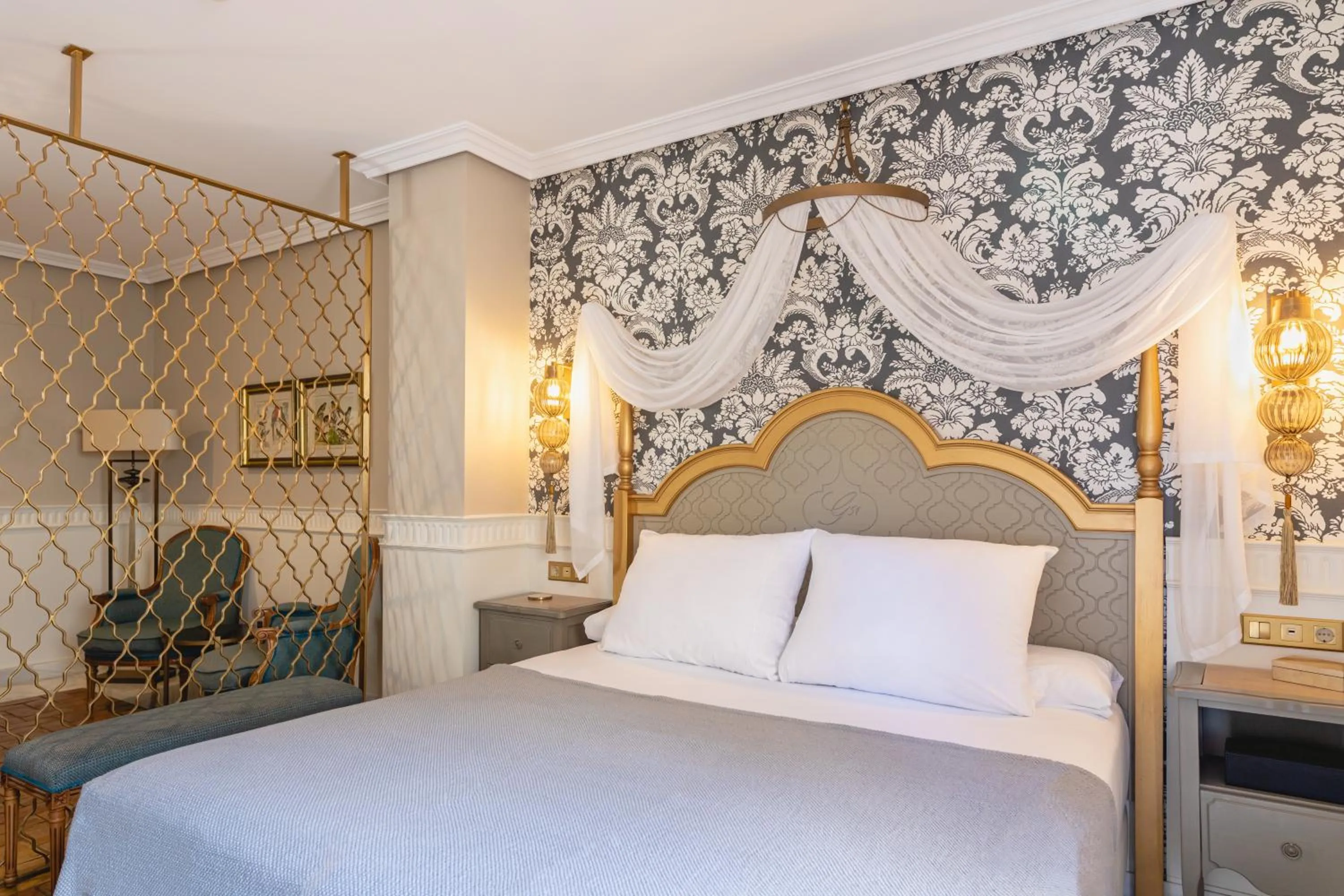 Bed in Hotel Gravina 51