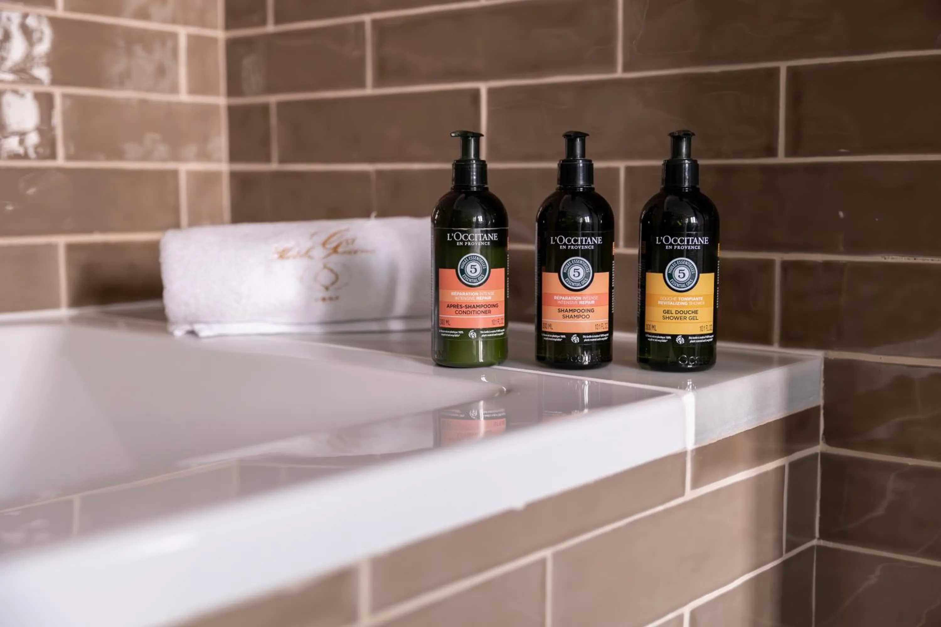 Bathroom in Hotel Gravina 51