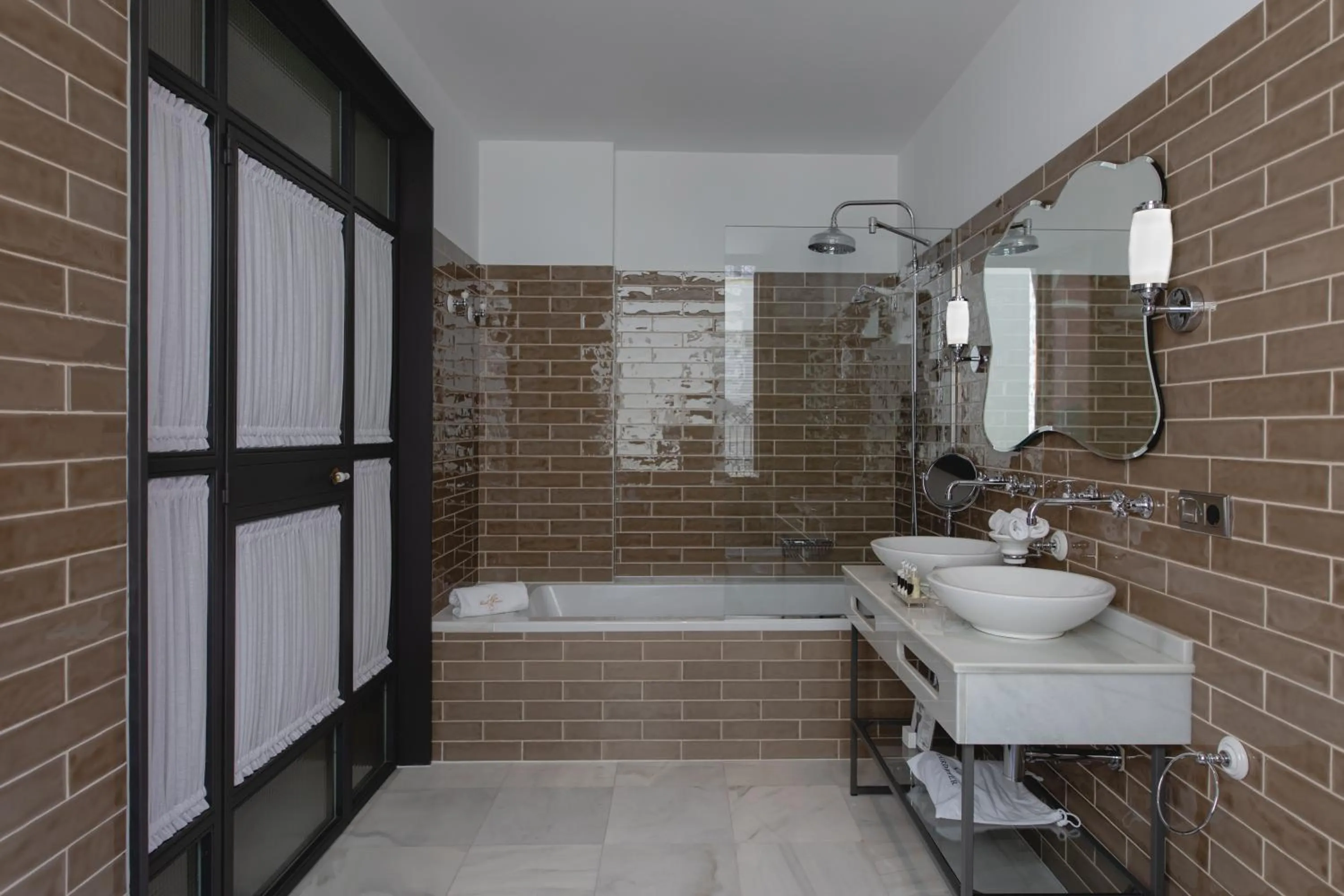 Bathroom in Hotel Gravina 51