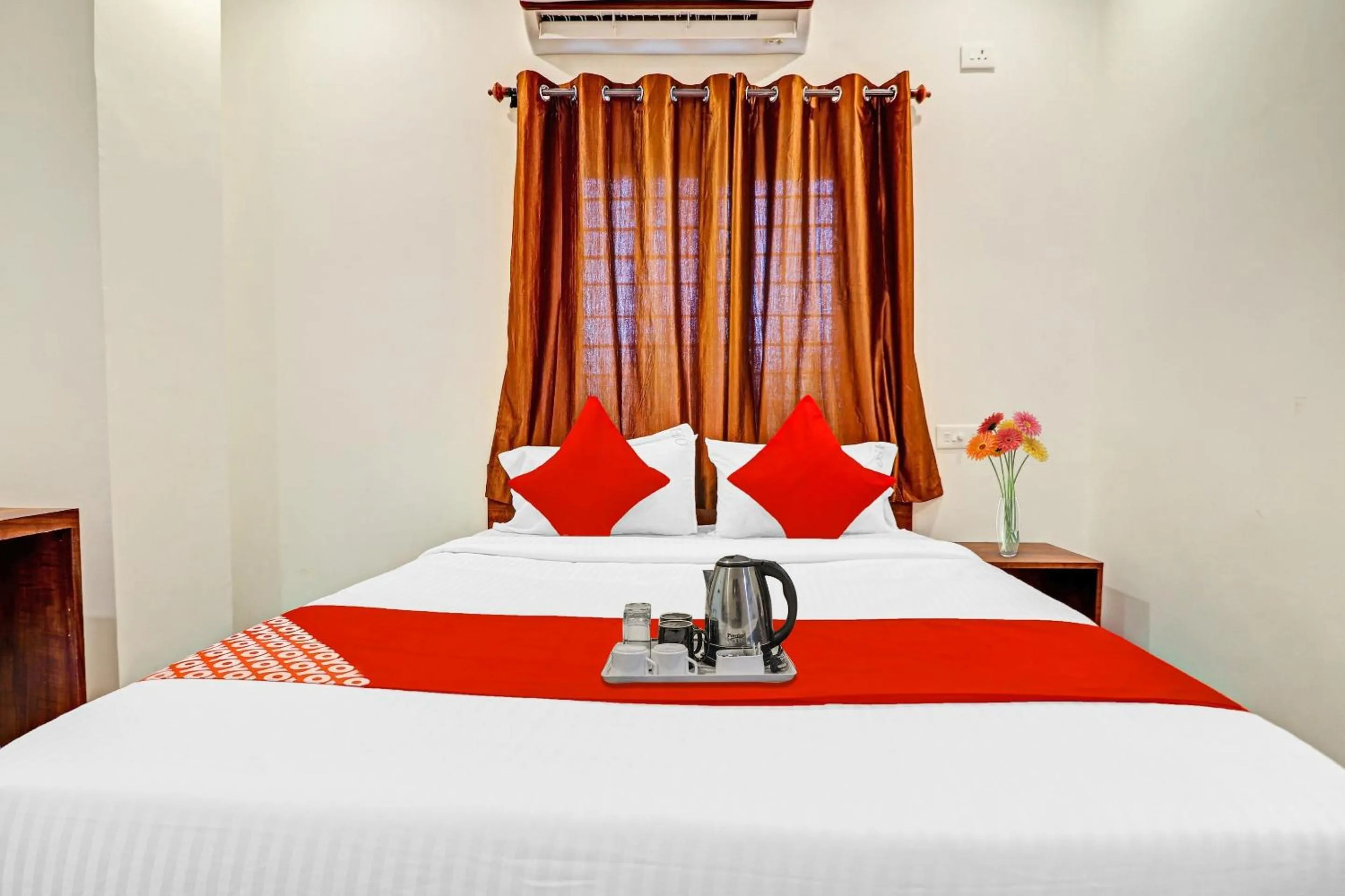 Bedroom, Bed in Hotel O Night Eye