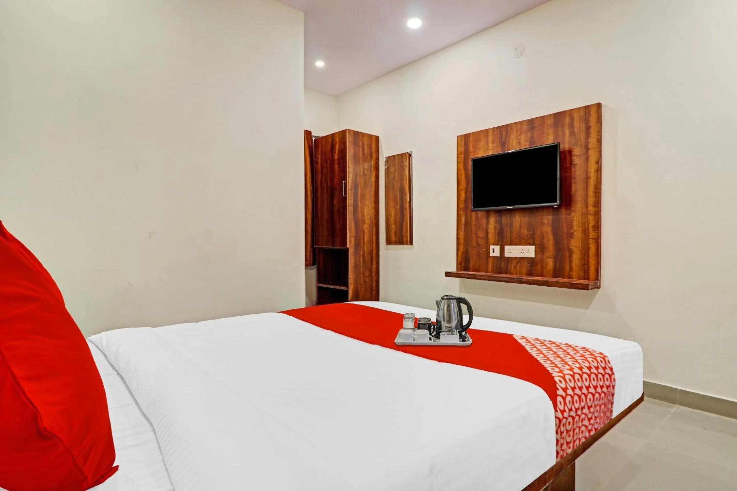 Bedroom, Bed in Hotel O Night Eye